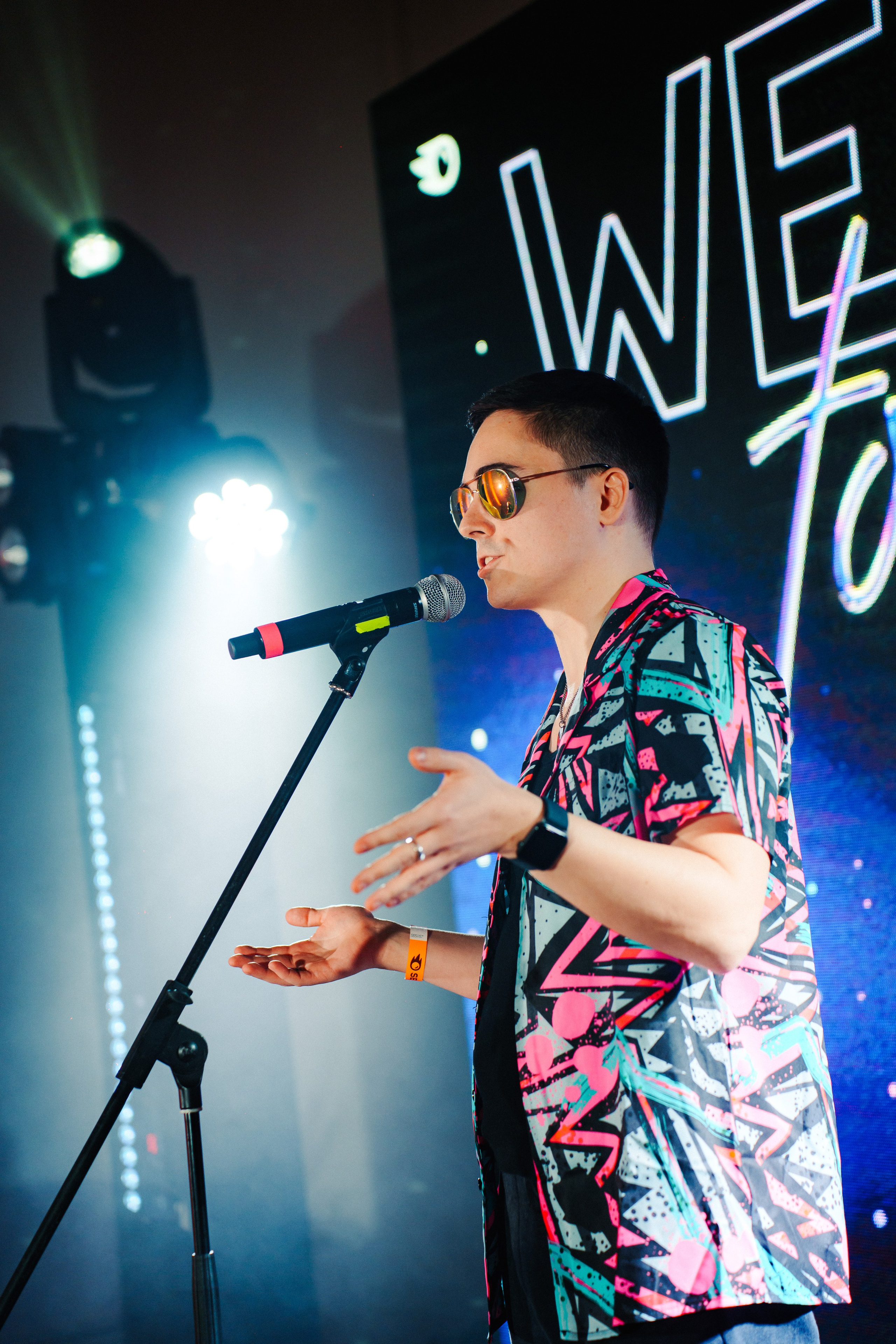 Barcelona — We shine together. Foto • Video • Produktion • Luftbildaufnahmen • Erstellung von Medien