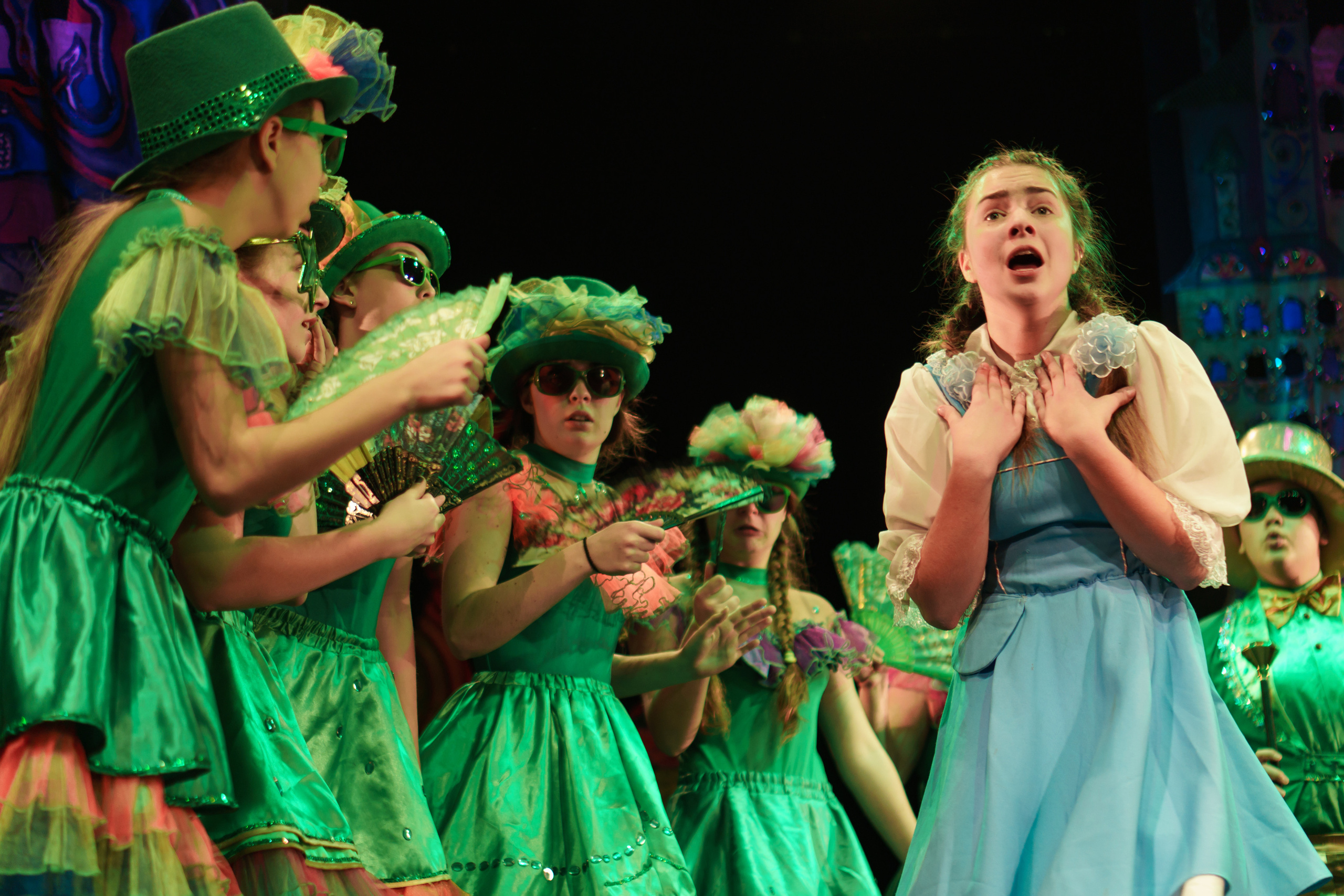 Театр «Сорванцы». Волшебник Изумрудного города. Фото • Видео • Аэросъемка • Контент для бизнеса