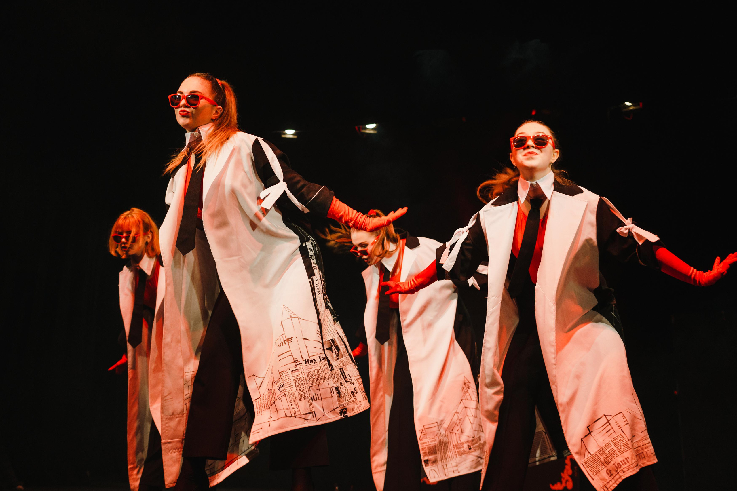 Театр «Сорванцы». Три плюс Кот. Премьера. Фото • Видео • Аэросъемка • Контент для бизнеса