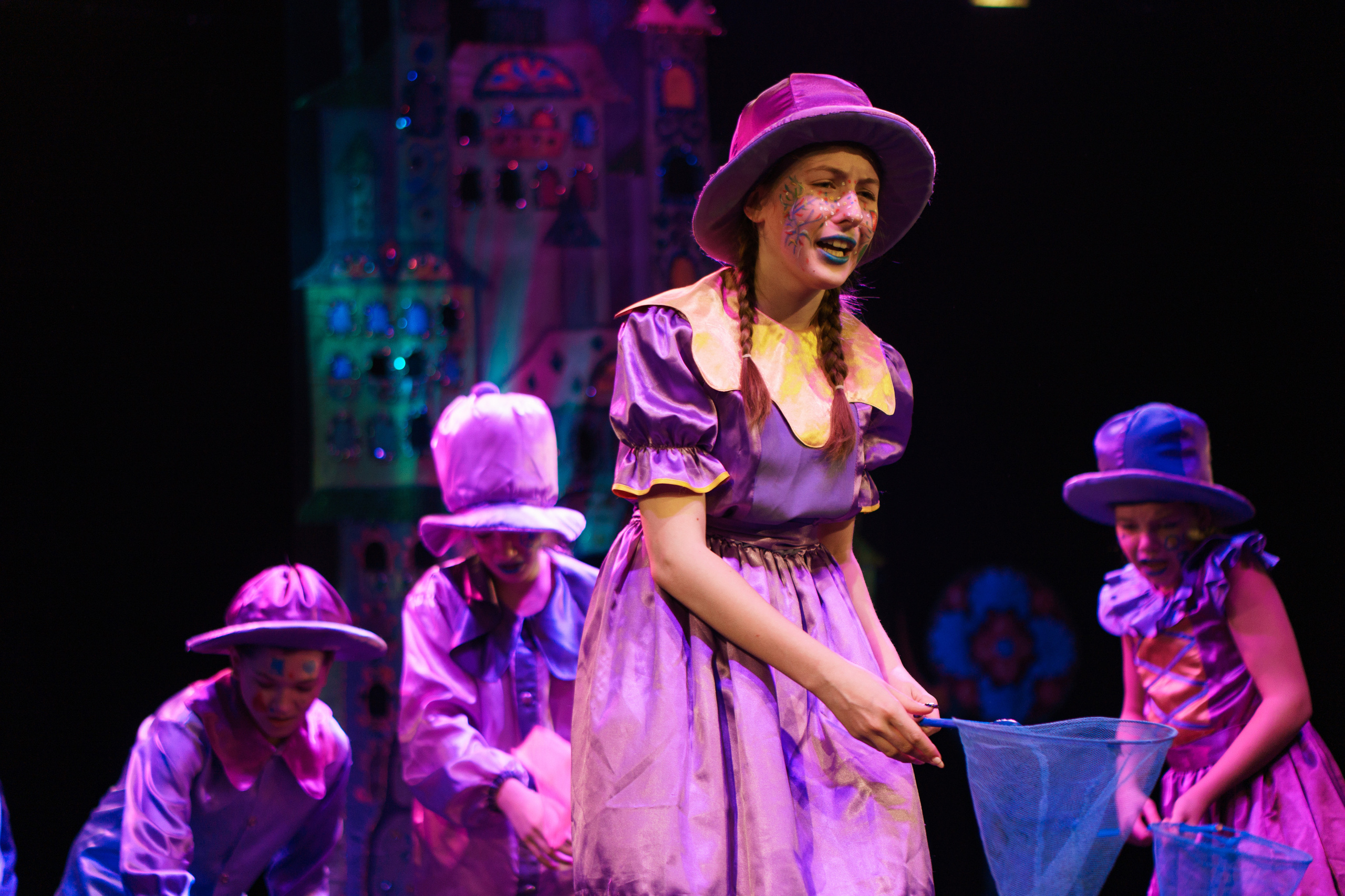 Театр «Сорванцы». Волшебник Изумрудного города. Фото • Видео • Аэросъемка • Контент для бизнеса