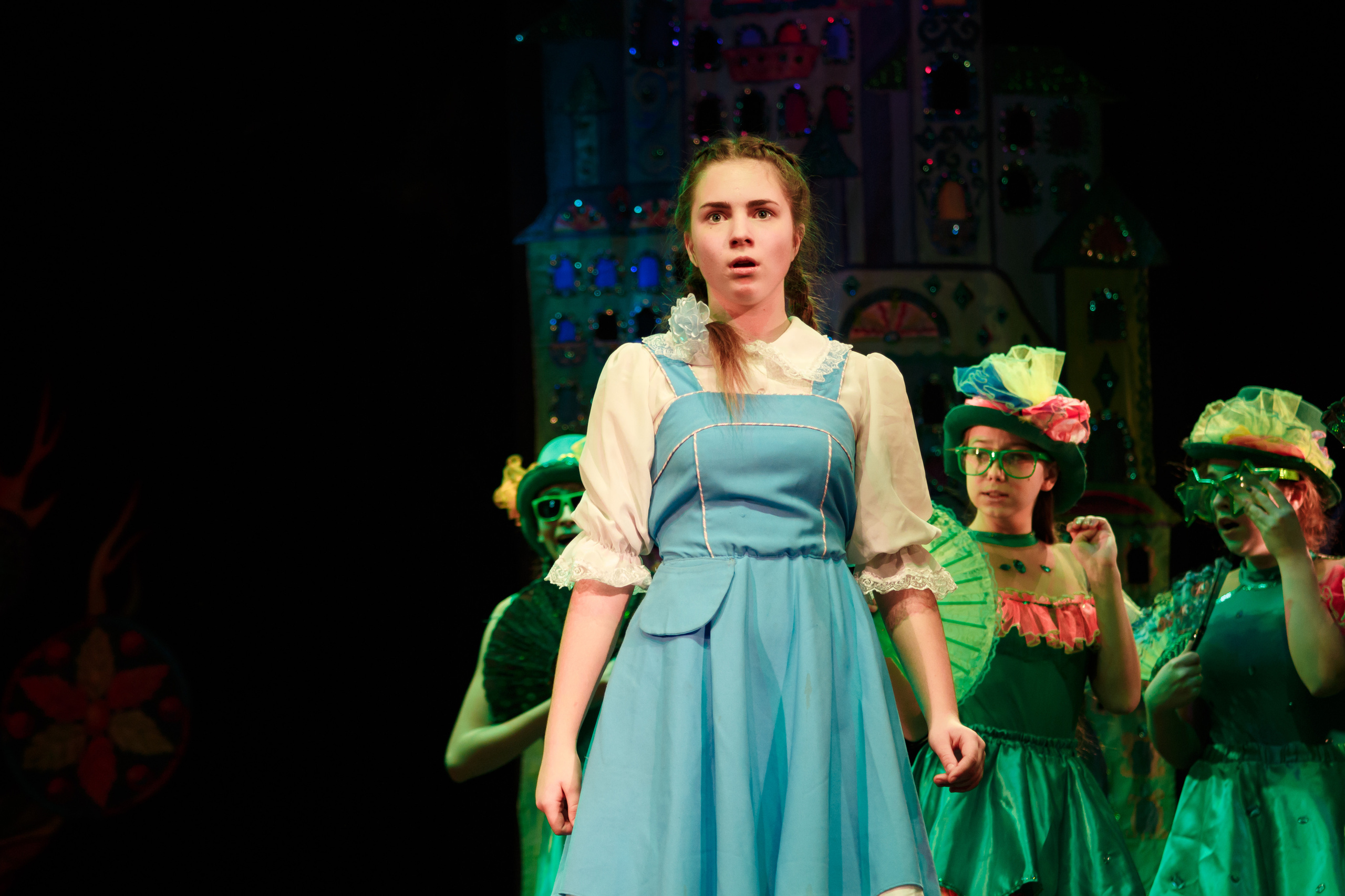 Театр «Сорванцы». Волшебник Изумрудного города. Фото • Видео • Аэросъемка • Контент для бизнеса