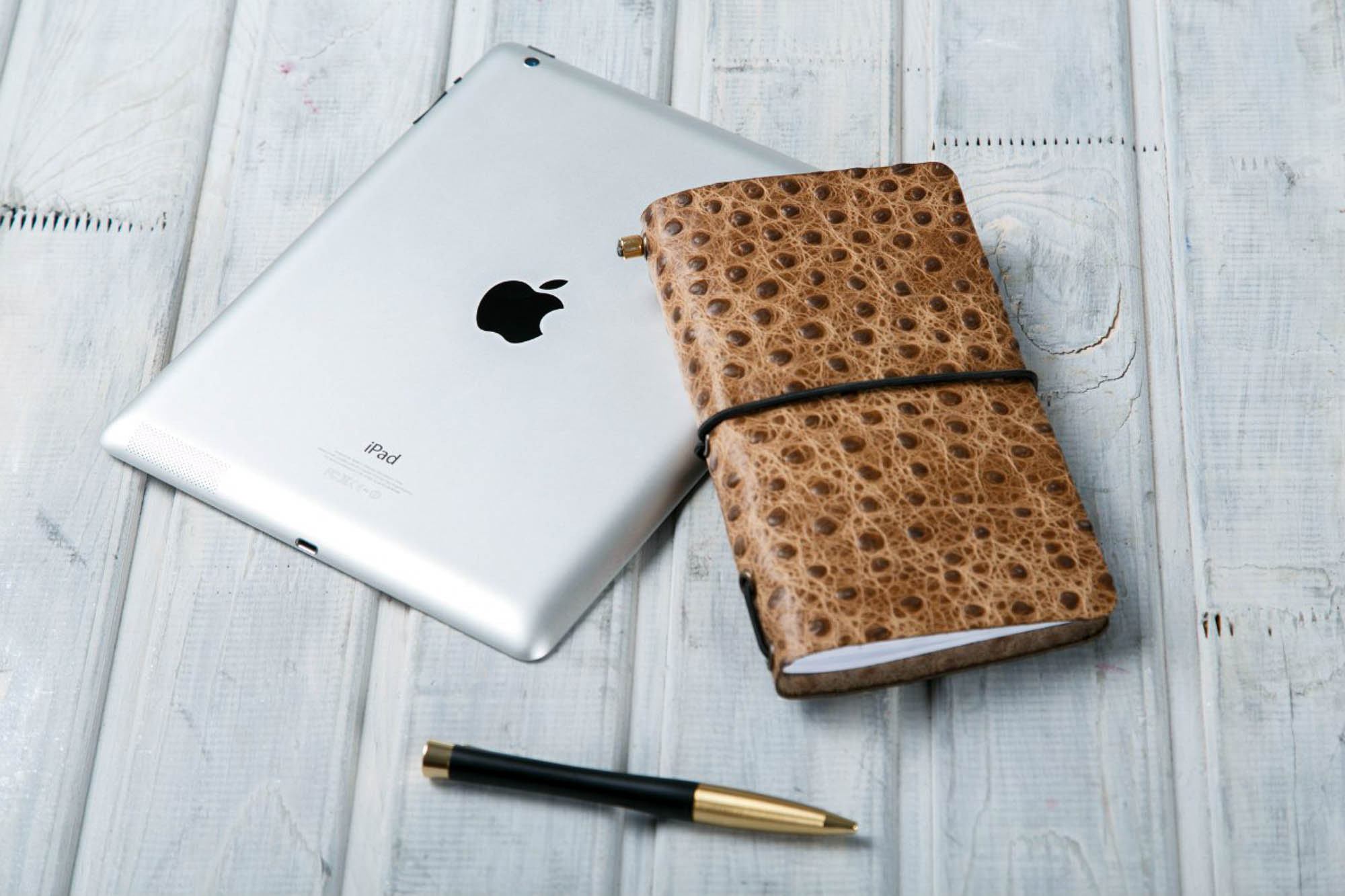 Betterson. Кошельки и блокноты. Фото • Відео • Аерозйомка • Контент для бізнесу