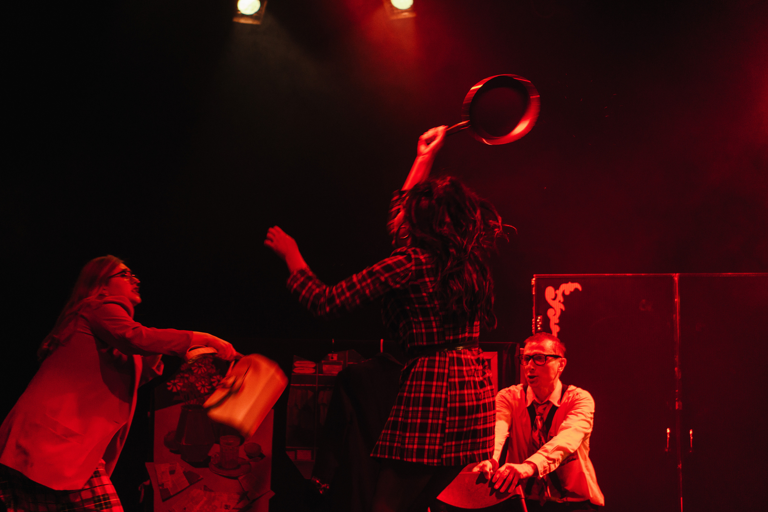 Театр «Сорванцы». Три плюс Кот. Фото • Видео • Аэросъемка • Контент для бизнеса