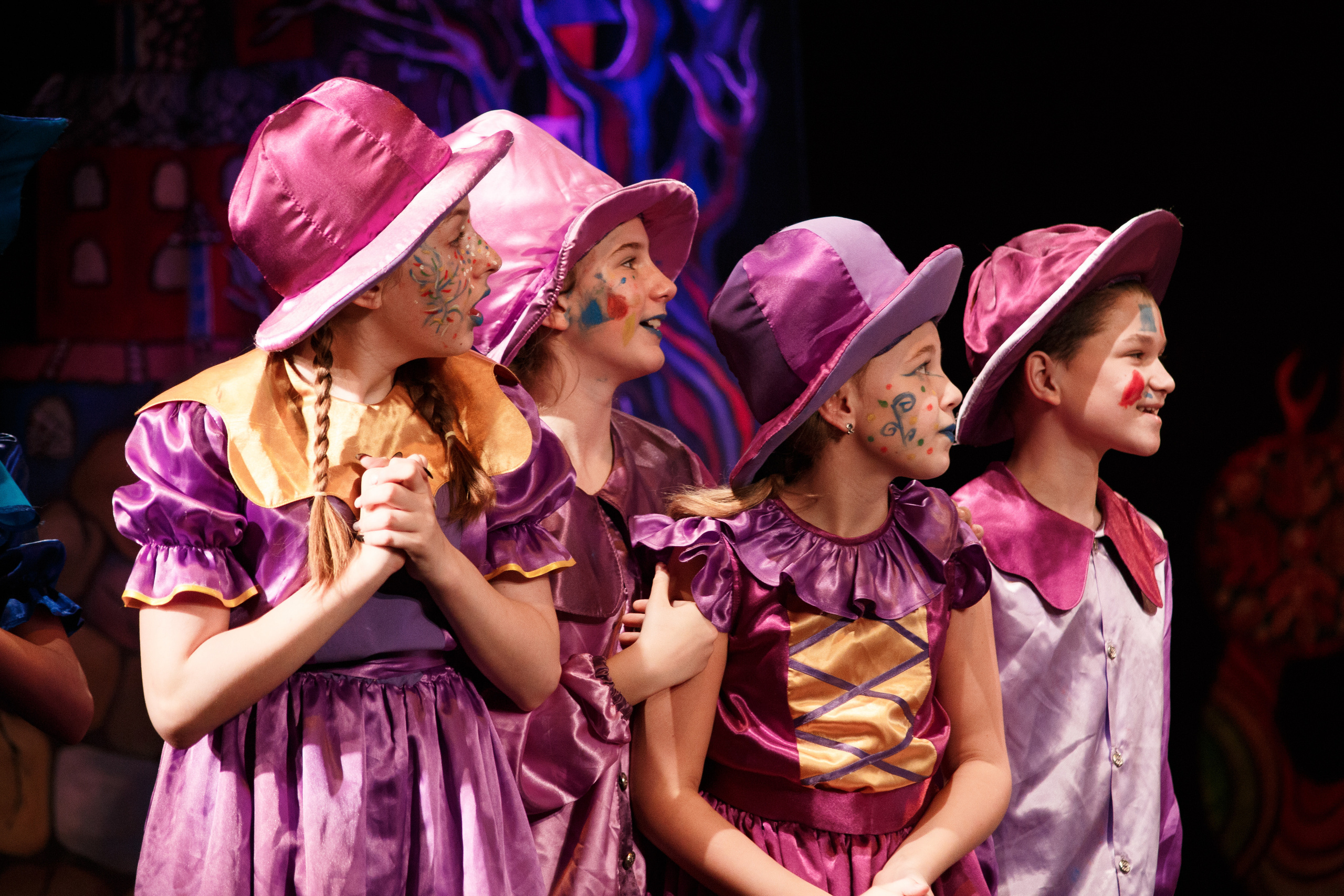 Театр «Сорванцы». Волшебник Изумрудного города. Фото • Видео • Аэросъемка • Контент для бизнеса