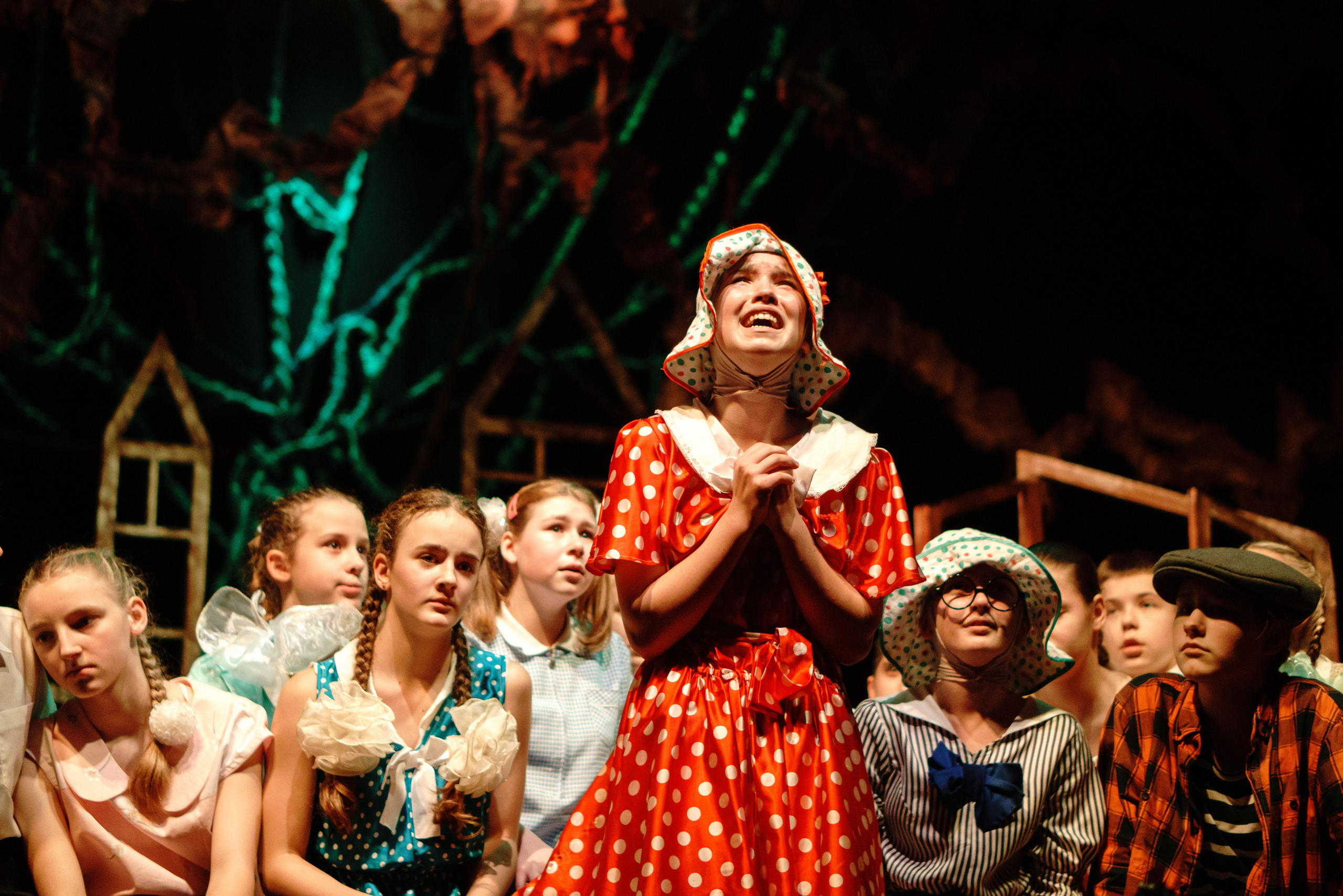 Театр «Сорванцы». Манюня. Фото • Відео • Аерозйомка • Контент для бізнесу