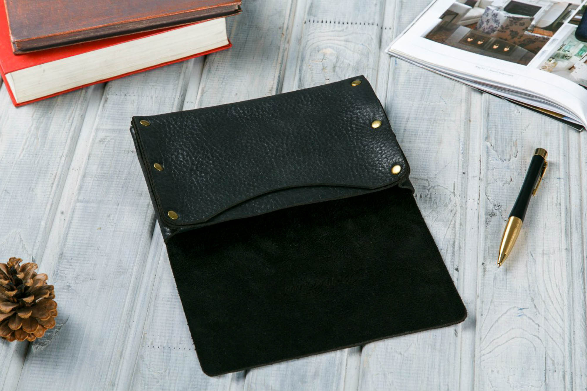 Betterson. Кошельки и блокноты. Фото • Відео • Аерозйомка • Контент для бізнесу