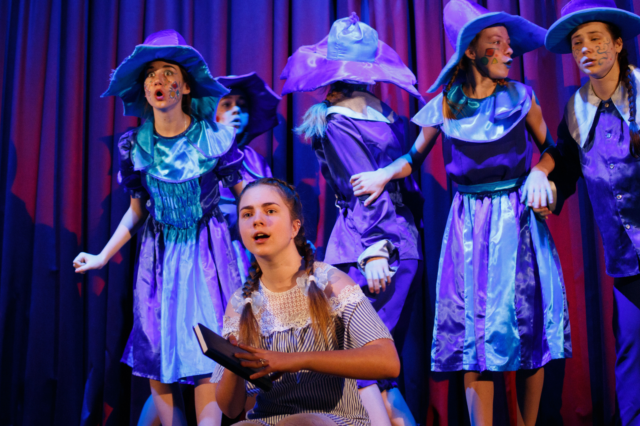 Театр «Сорванцы». Волшебник Изумрудного города. Фото • Видео • Аэросъемка • Контент для бизнеса