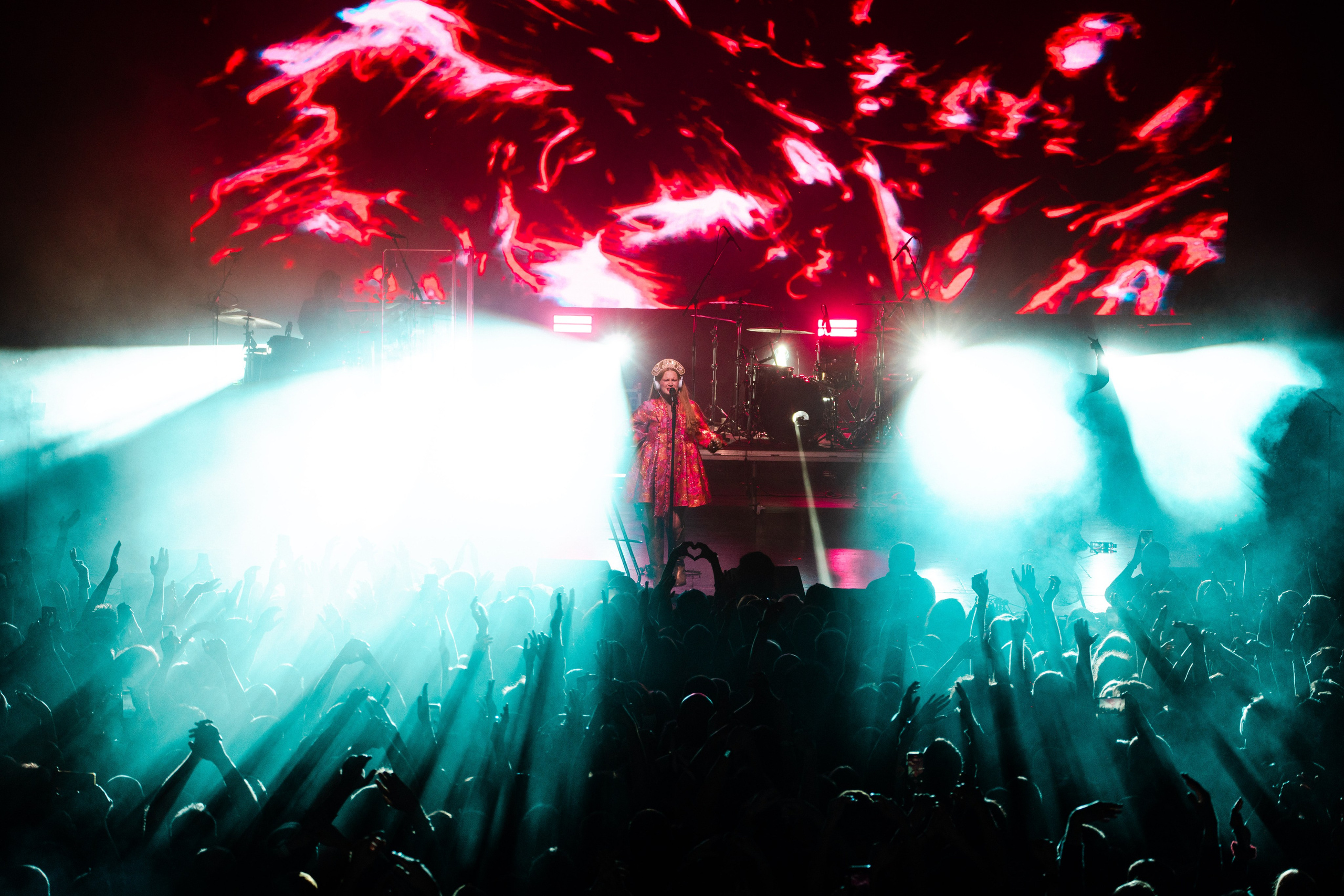 ИNОЙ — Монеточка. Frankfurt — Jahrhunderthalle. Фото • Видео • Аэросъемка • Контент для бизнеса