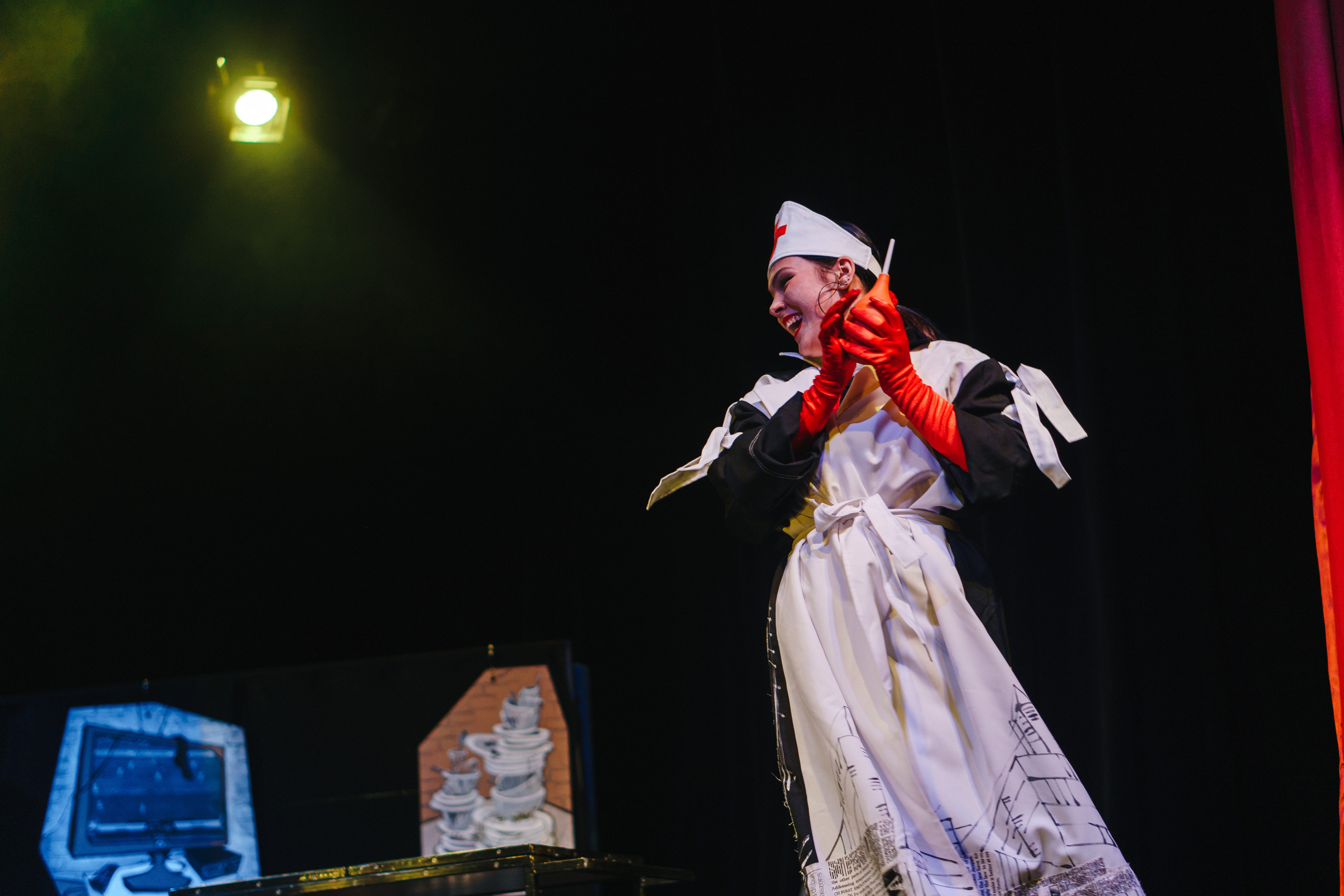 Театр «Сорванцы». Три плюс Кот. Фото • Видео • Аэросъемка • Контент для бизнеса