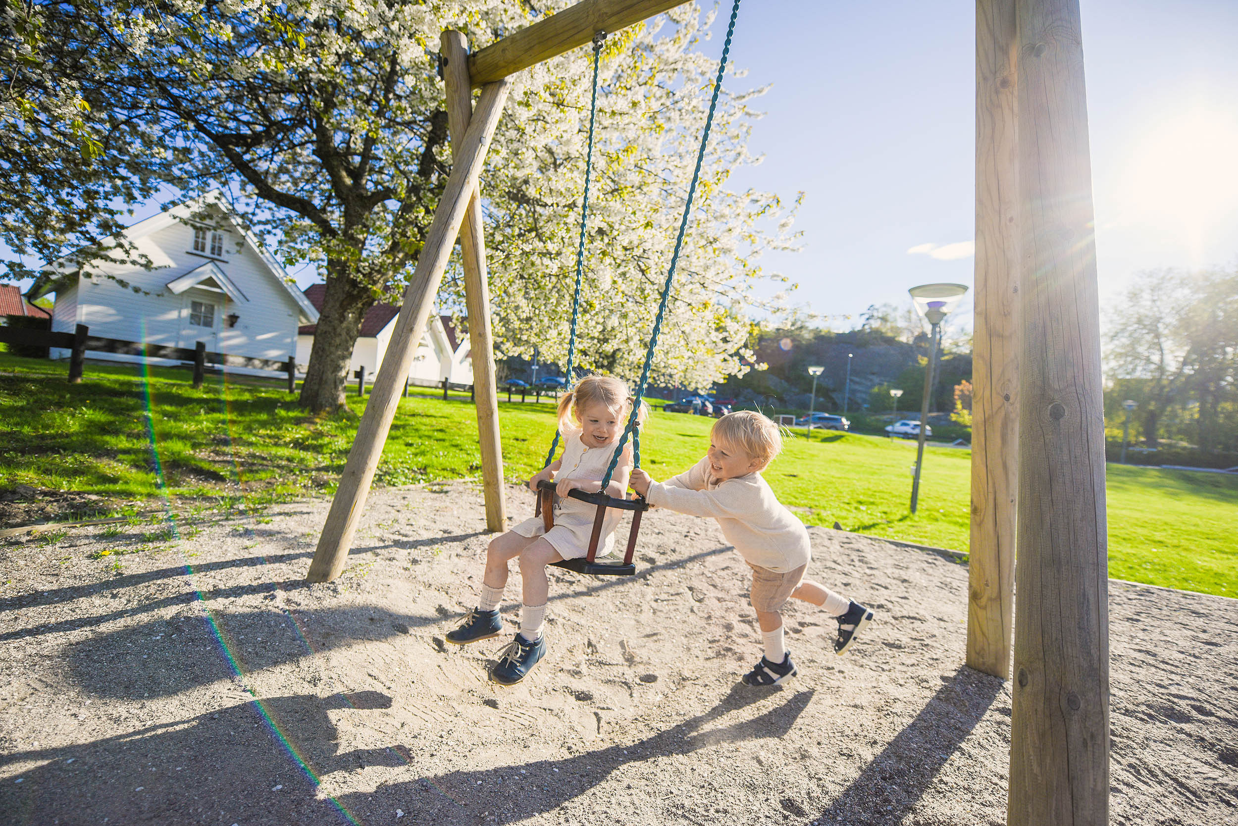 Viki + 3🐒🐒🐒. Family and wedding photographer in Norway Bublik Polina