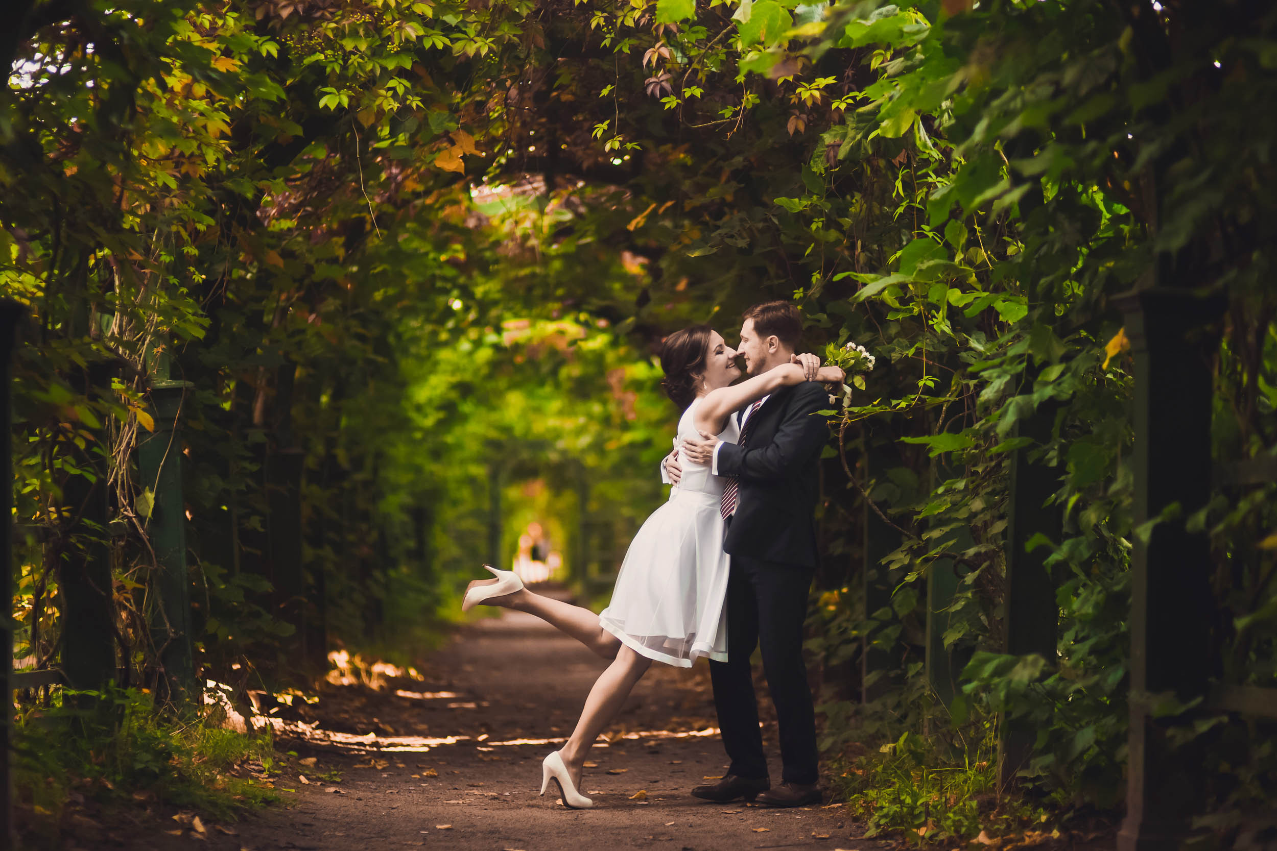 Viktor and Vera. Petergof. Family and wedding photographer in Norway Bublik Polina