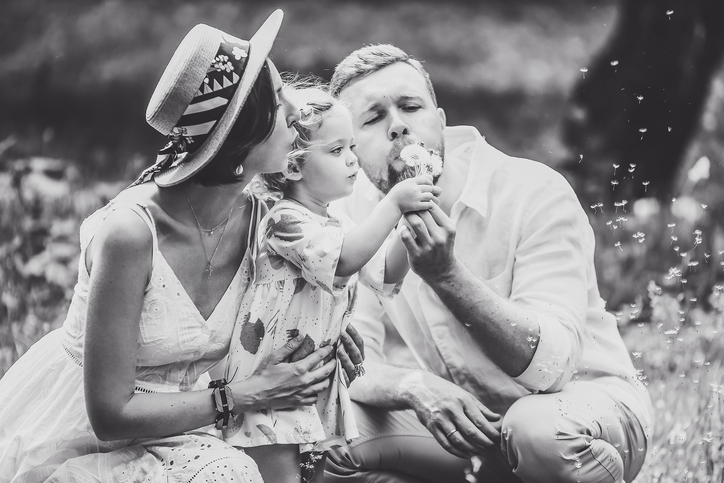 Anna, Euvgeniy, Polina and Miron soon. Family and wedding photographer in Norway Bublik Polina