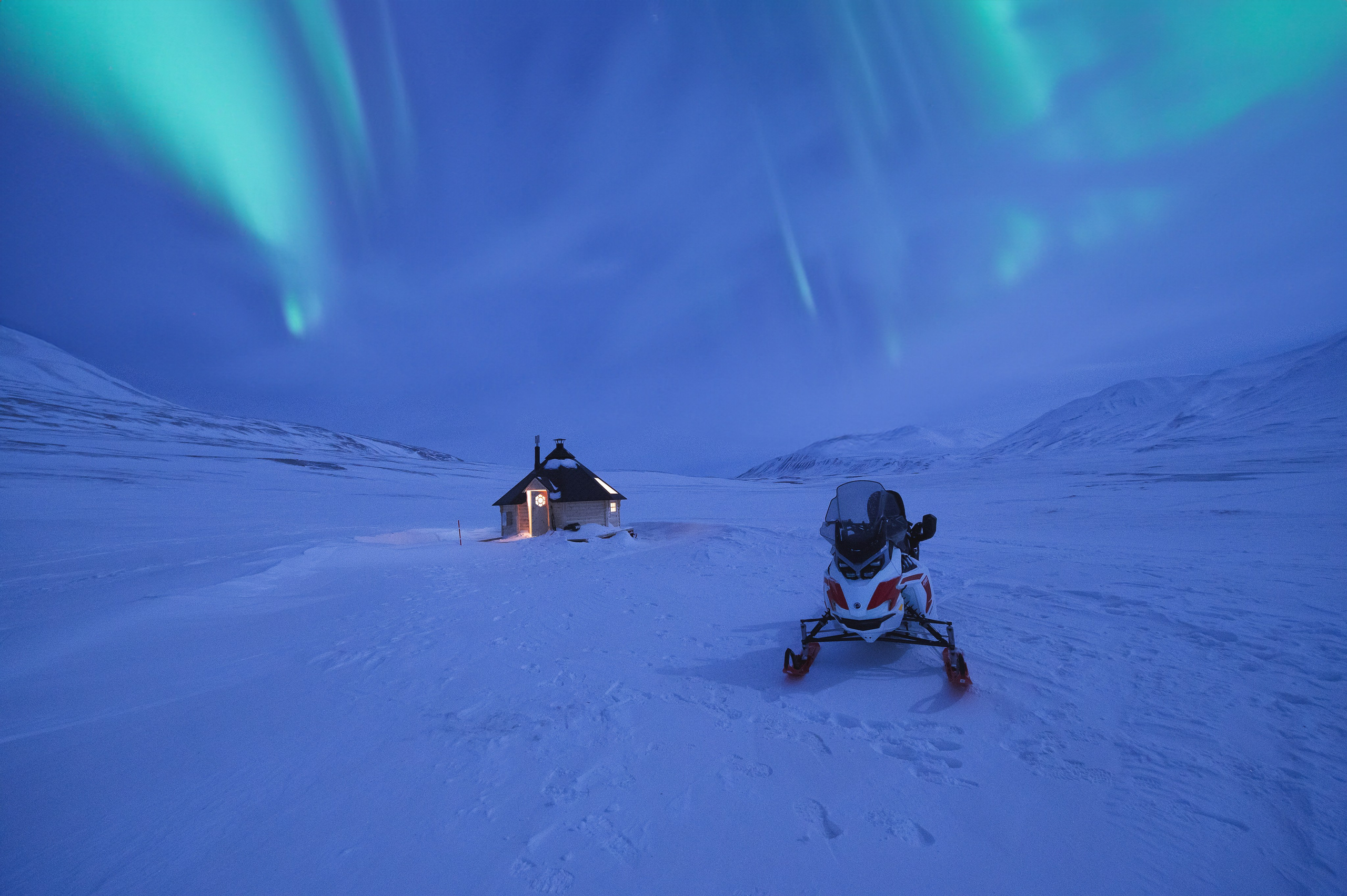 Svalbard february 2024. Family and wedding photographer in Norway Bublik Polina