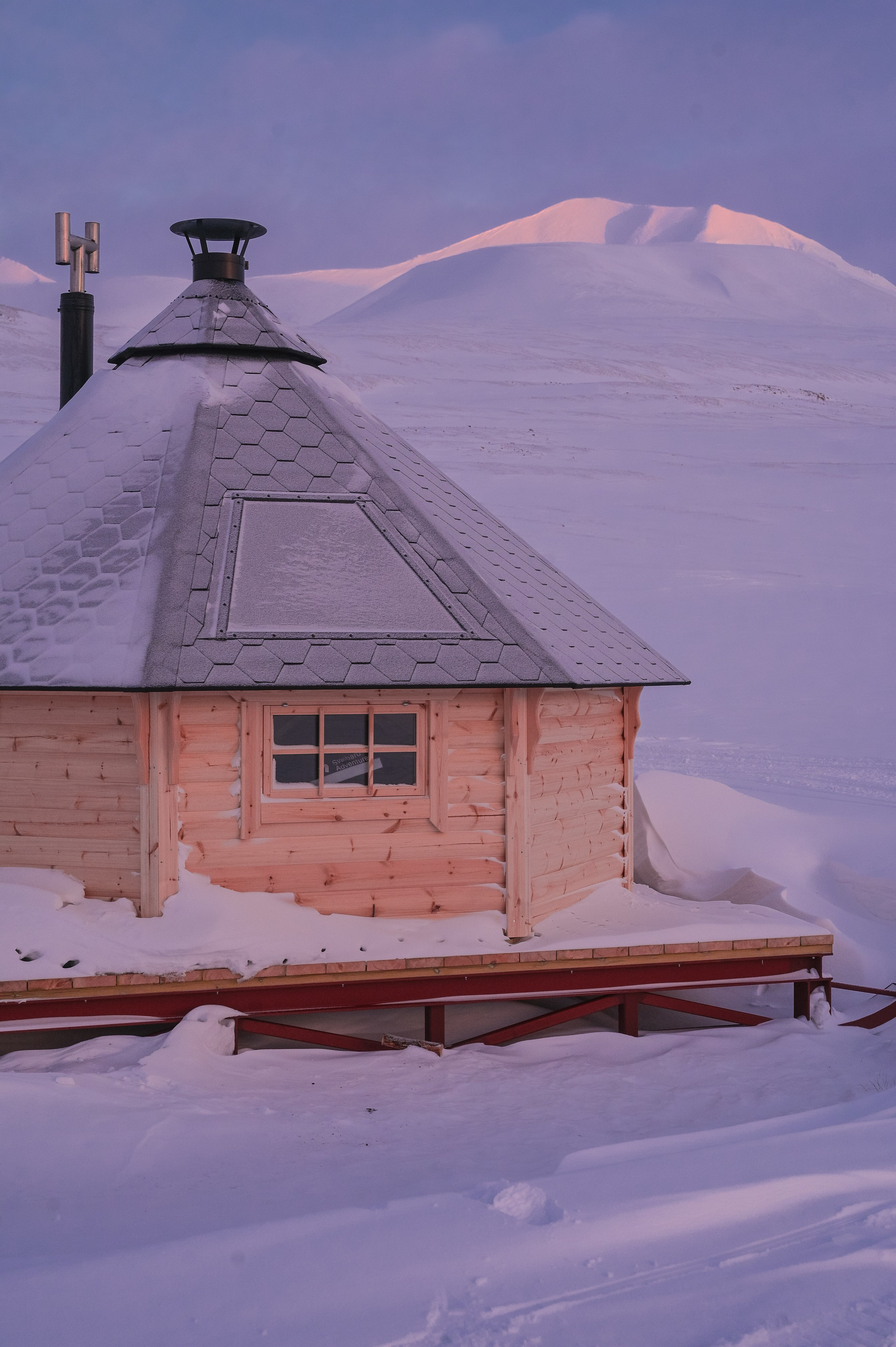 Svalbard february 2024. Family and wedding photographer in Norway Bublik Polina