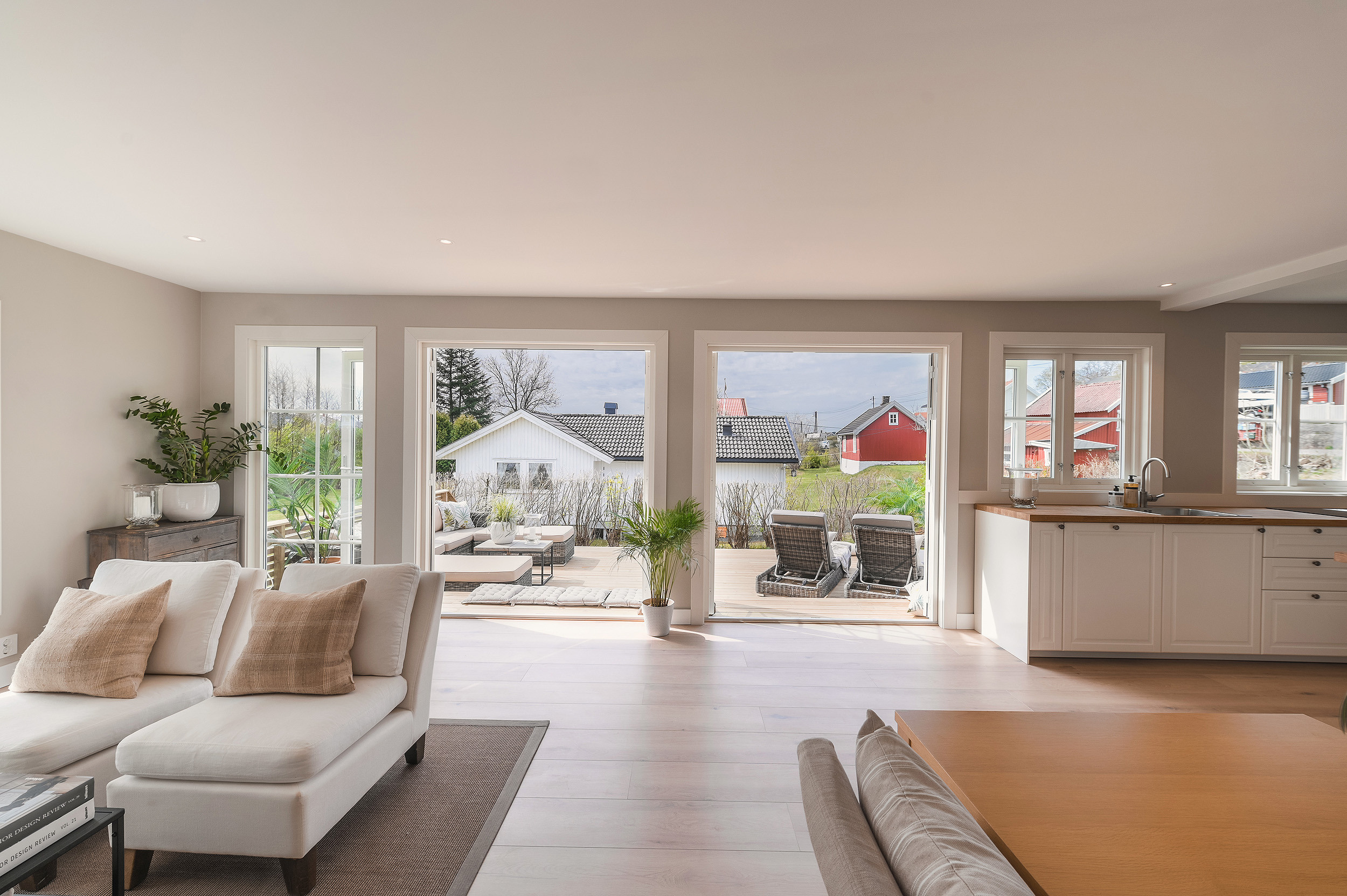 -5-. Family and wedding photographer in Norway Bublik Polina