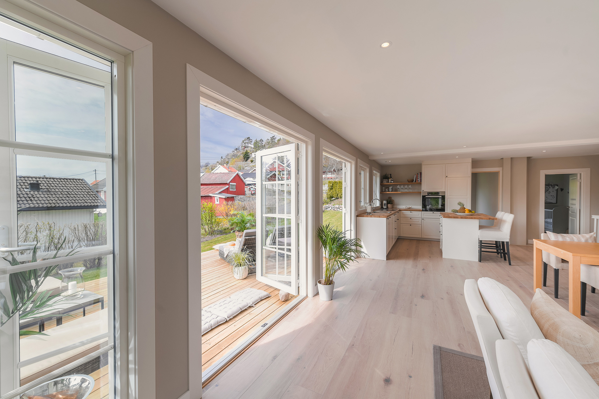 -5-. Family and wedding photographer in Norway Bublik Polina