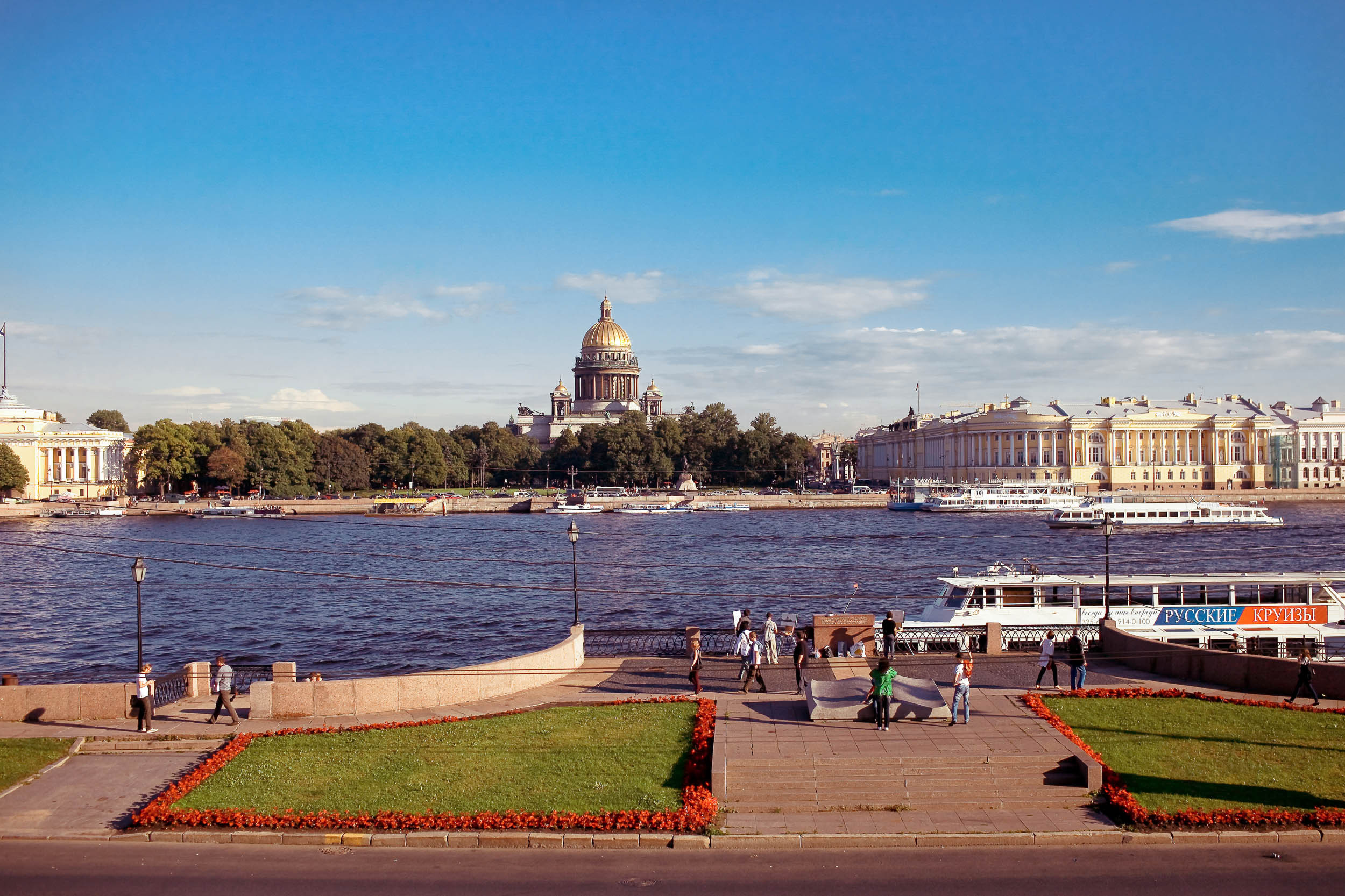 Mikchail and Dariya. St-Petersburg. Family and wedding photographer in Norway Bublik Polina