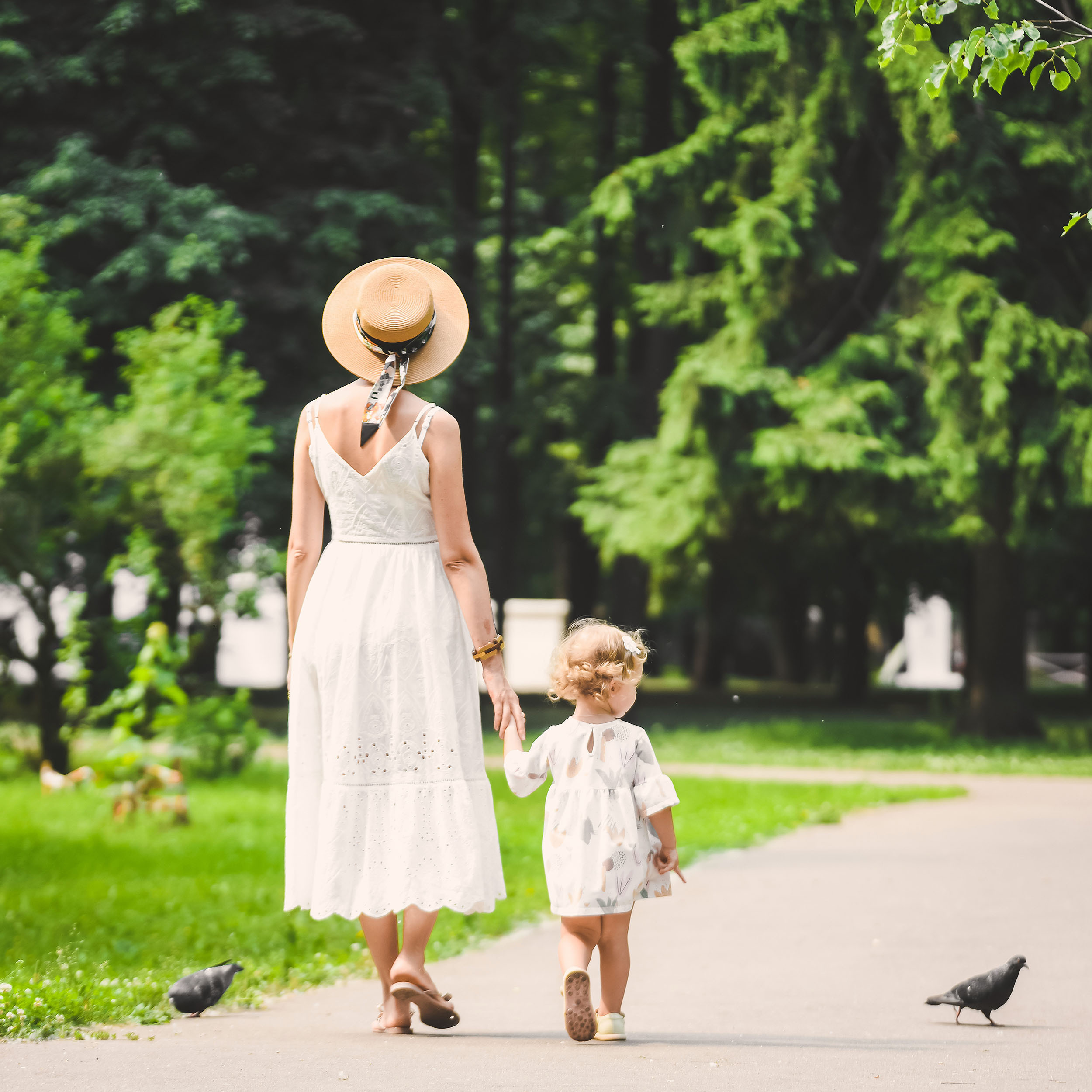 Anna, Euvgeniy, Polina and Miron soon. Family and wedding photographer in Norway Bublik Polina