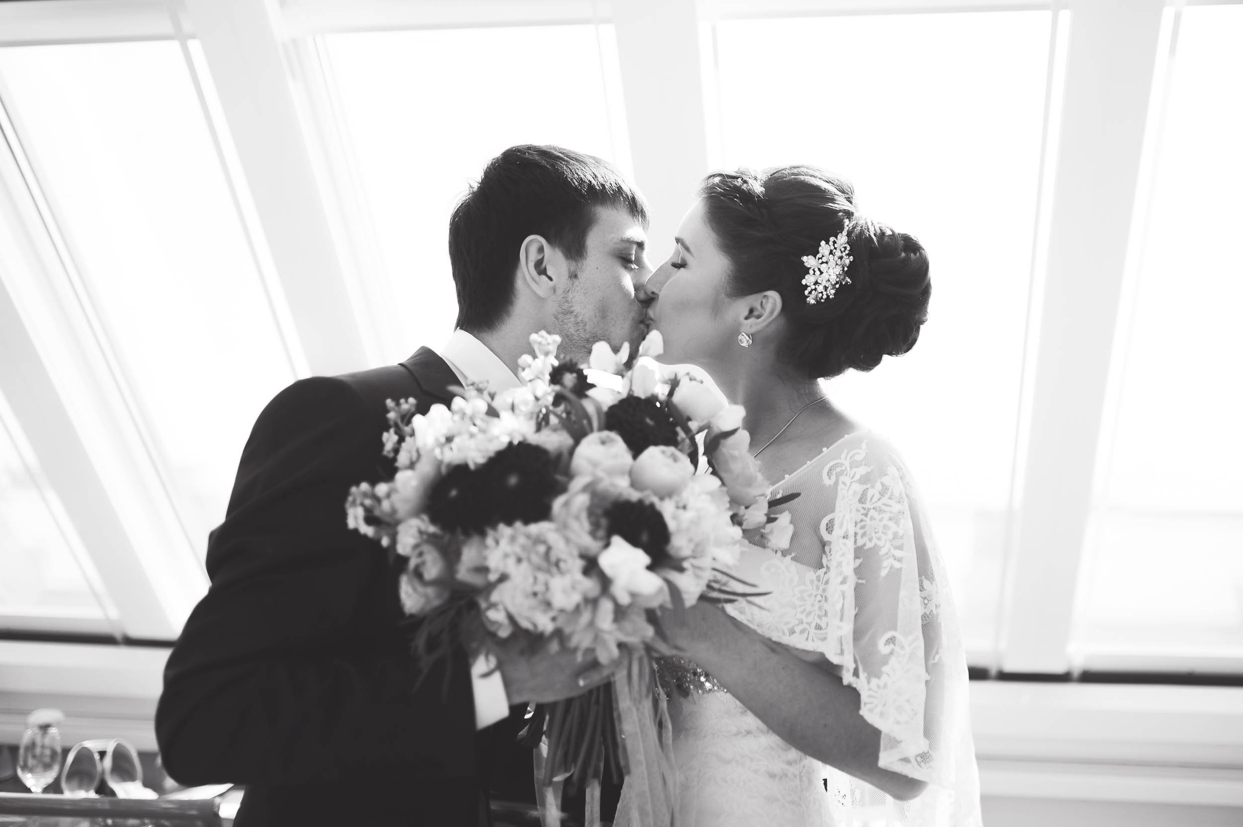 Vlada and Andrey. St-Petersburg. Family and wedding photographer in Norway Bublik Polina