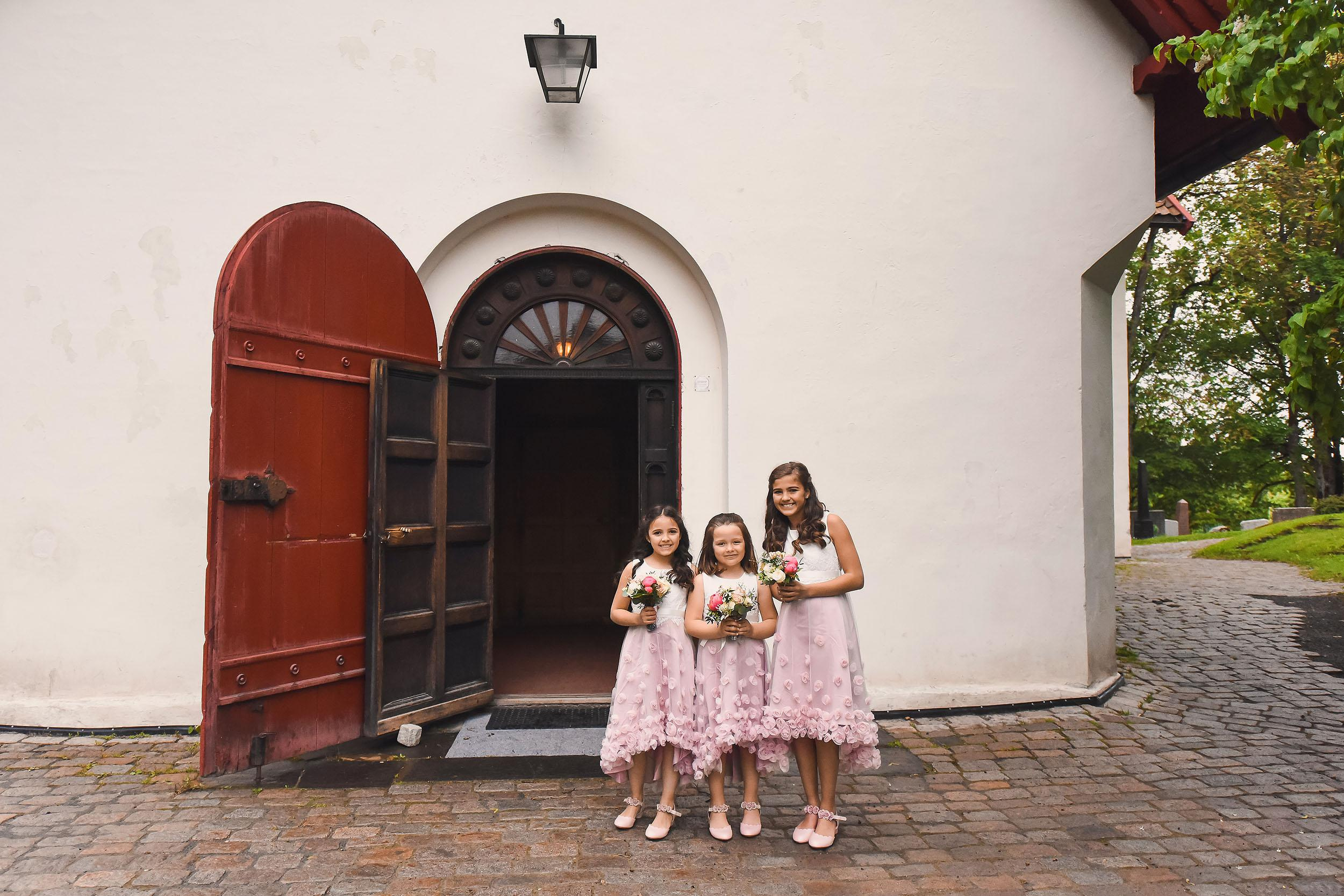 Christine and Bjørnar. Oslo. Family and wedding photographer in Norway Bublik Polina