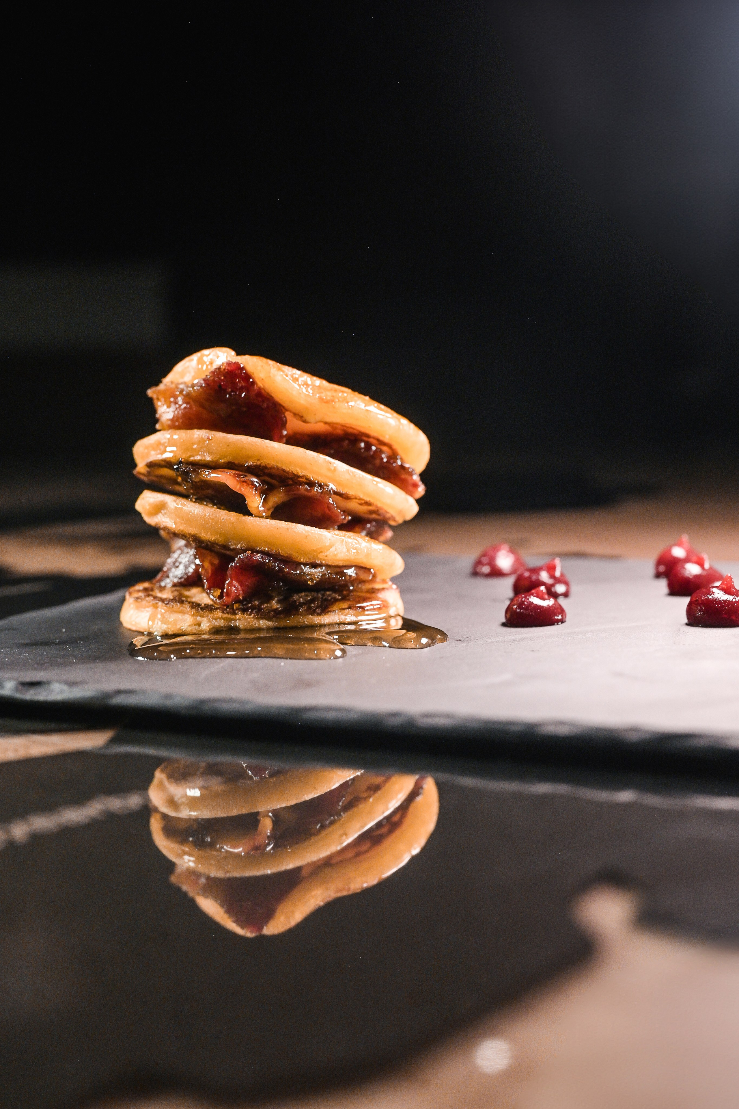 Dishes. Family and wedding photographer in Norway Bublik Polina