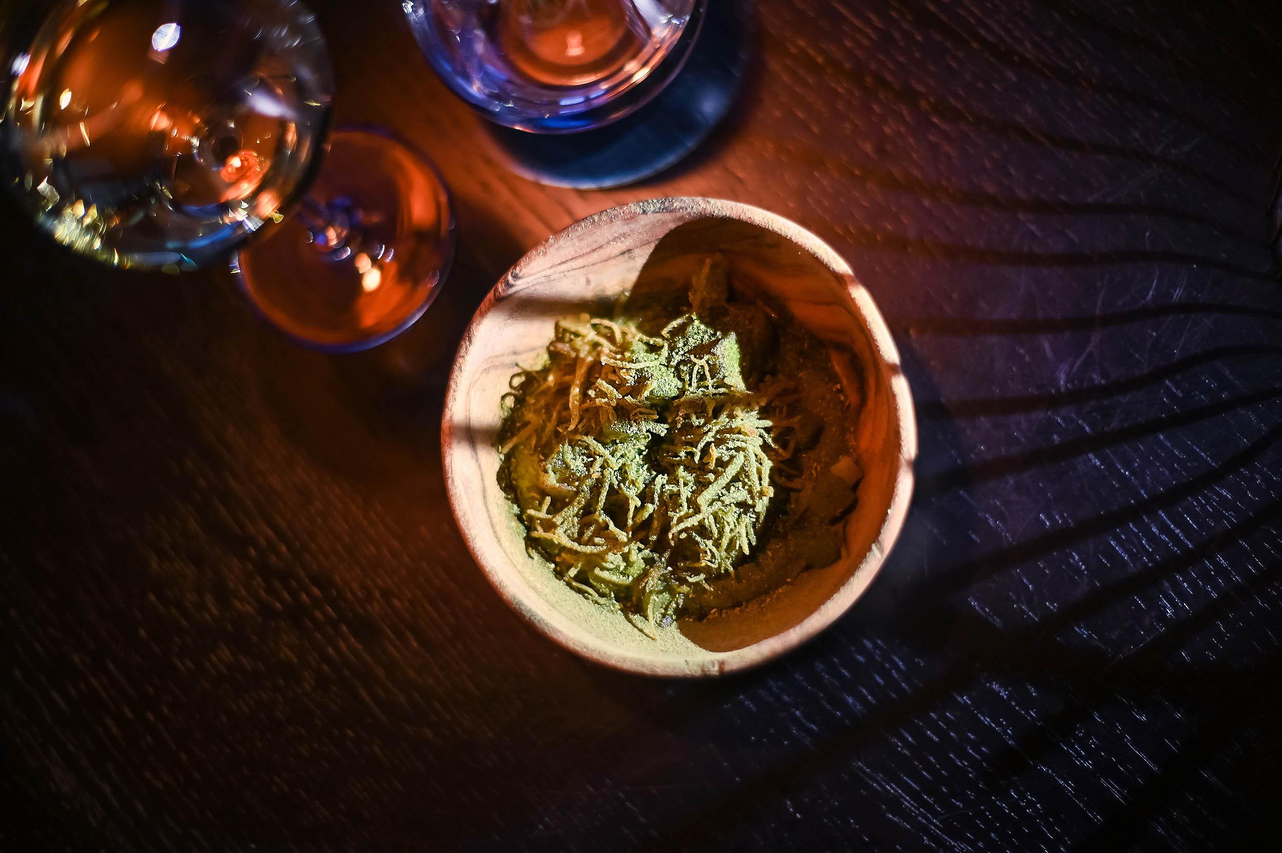 Dishes. Family and wedding photographer in Norway Bublik Polina