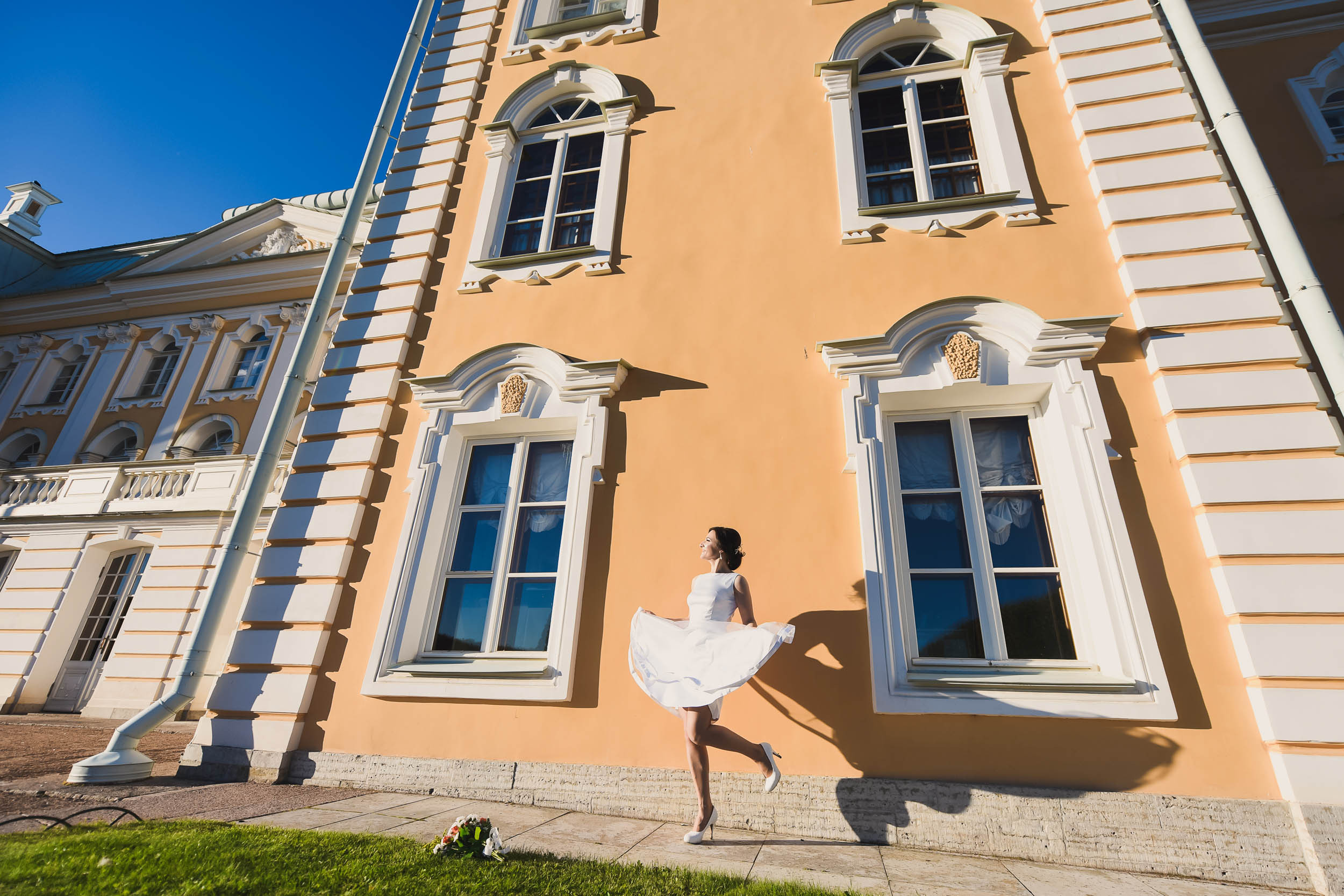 Viktor and Vera. Petergof. Family and wedding photographer in Norway Bublik Polina