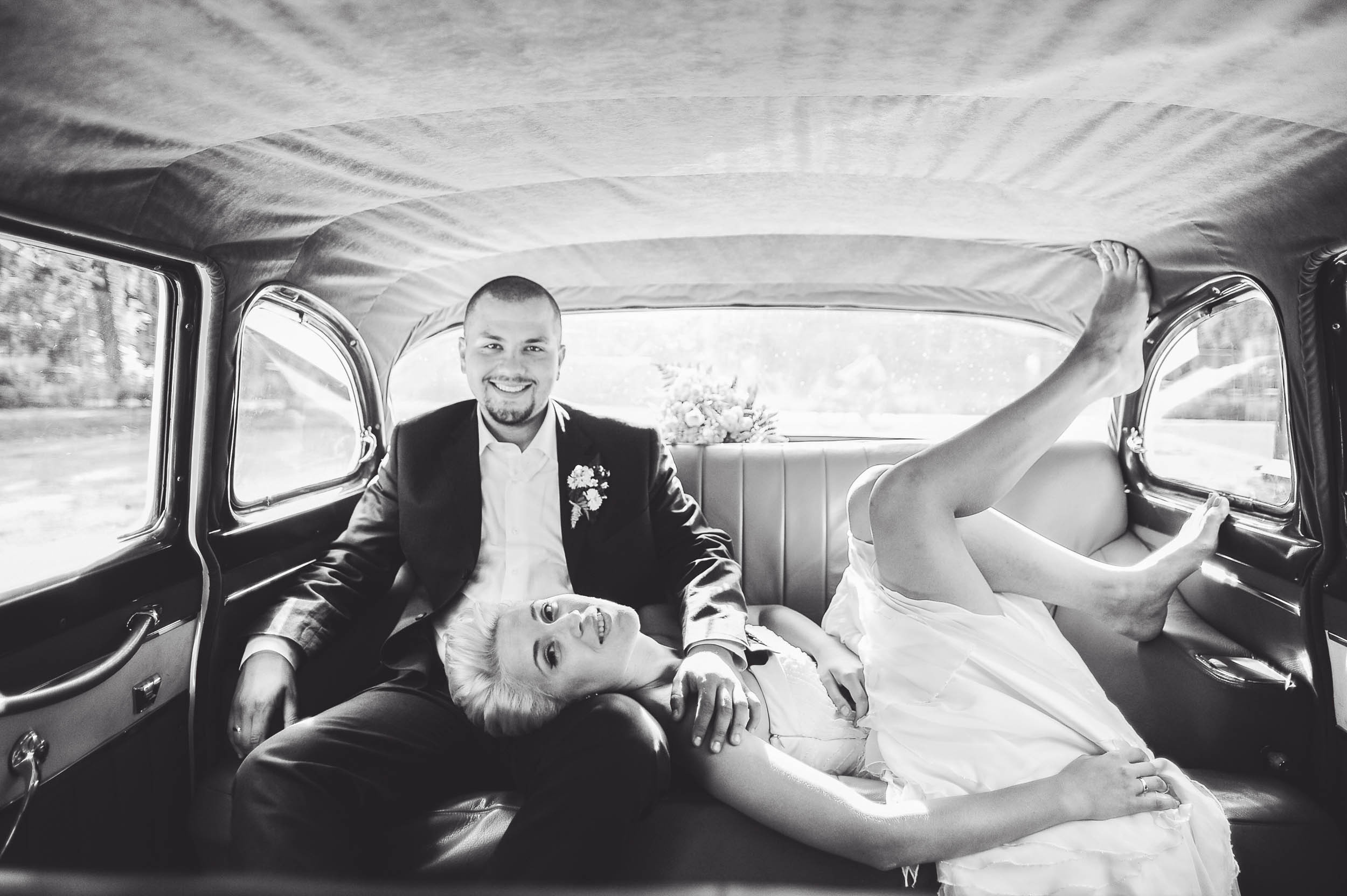 Anna and Vladimir. St.-Petersburg. Family and wedding photographer in Norway Bublik Polina