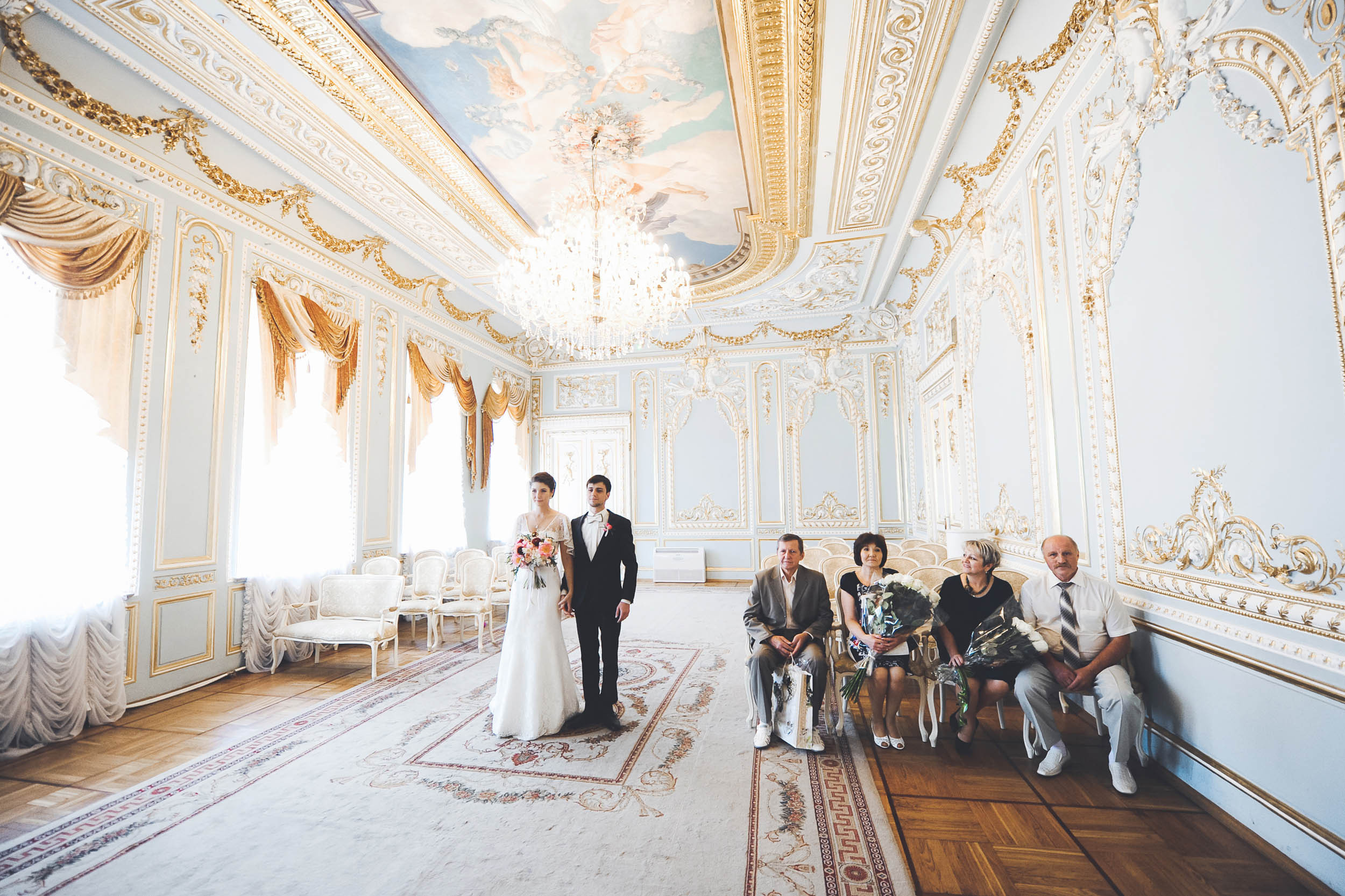 Vlada and Andrey. St-Petersburg. Family and wedding photographer in Norway Bublik Polina