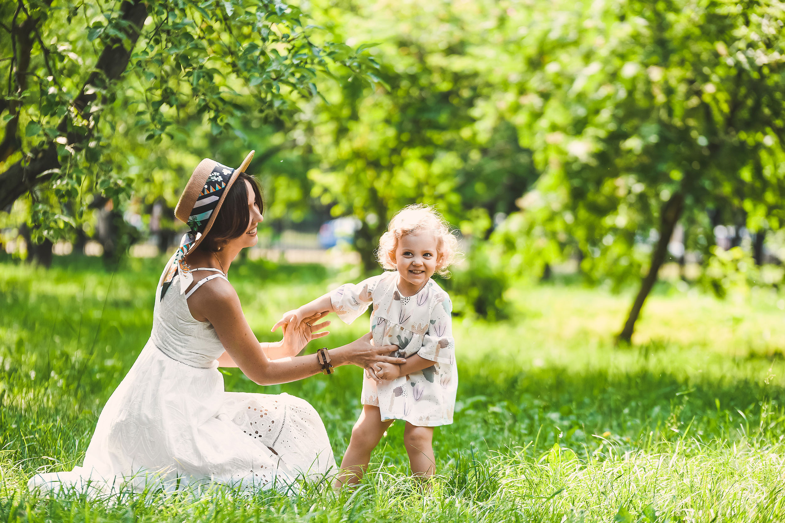 Anna, Euvgeniy, Polina and Miron soon. Family and wedding photographer in Norway Bublik Polina