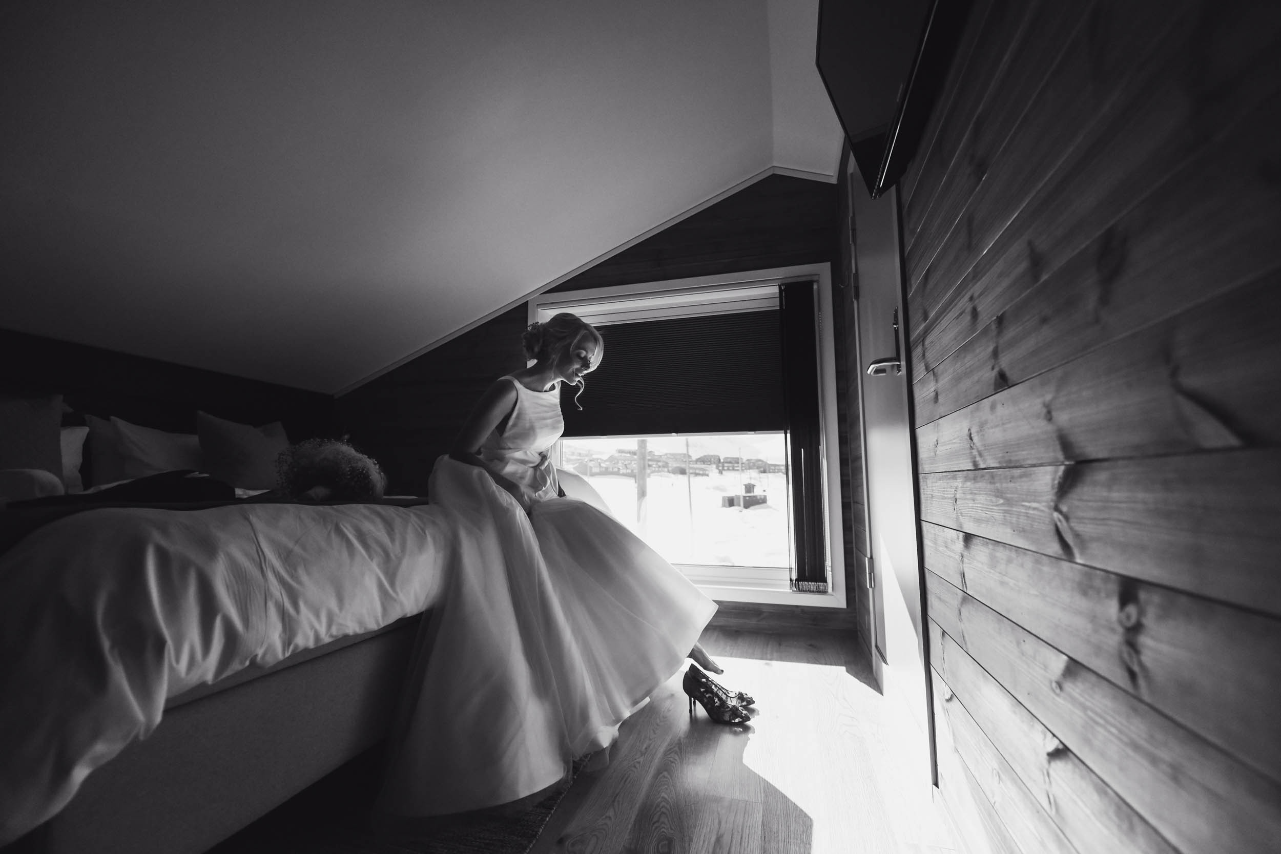 Guro and Morten. Svalbard. Family and wedding photographer in Norway Bublik Polina