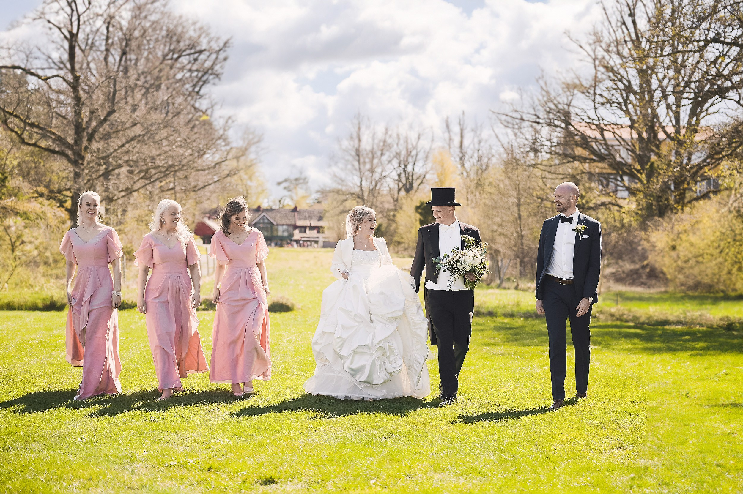 6 mai Caroline and Eirik. Family and wedding photographer in Norway Bublik Polina