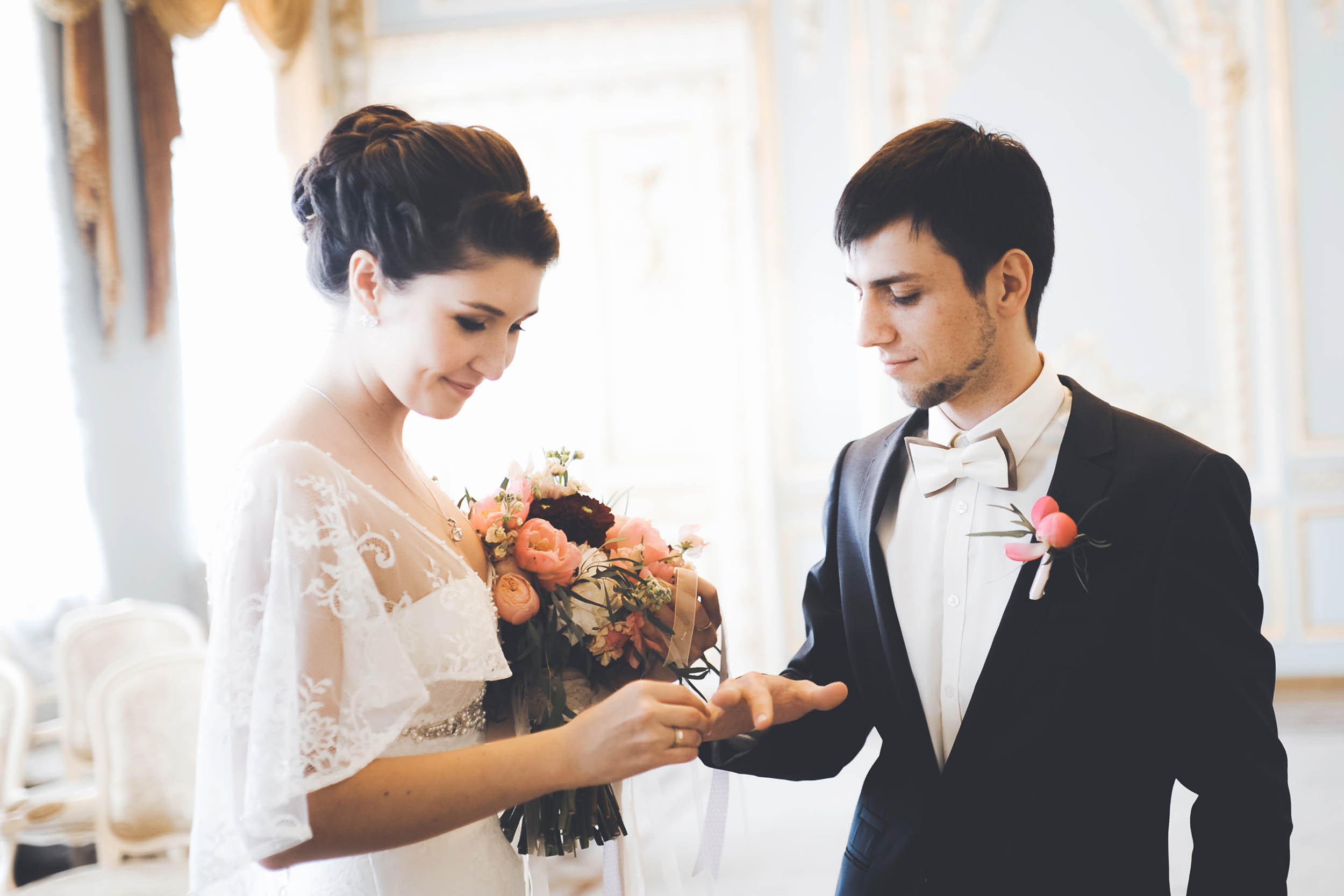 Vlada and Andrey. St-Petersburg. Family and wedding photographer in Norway Bublik Polina