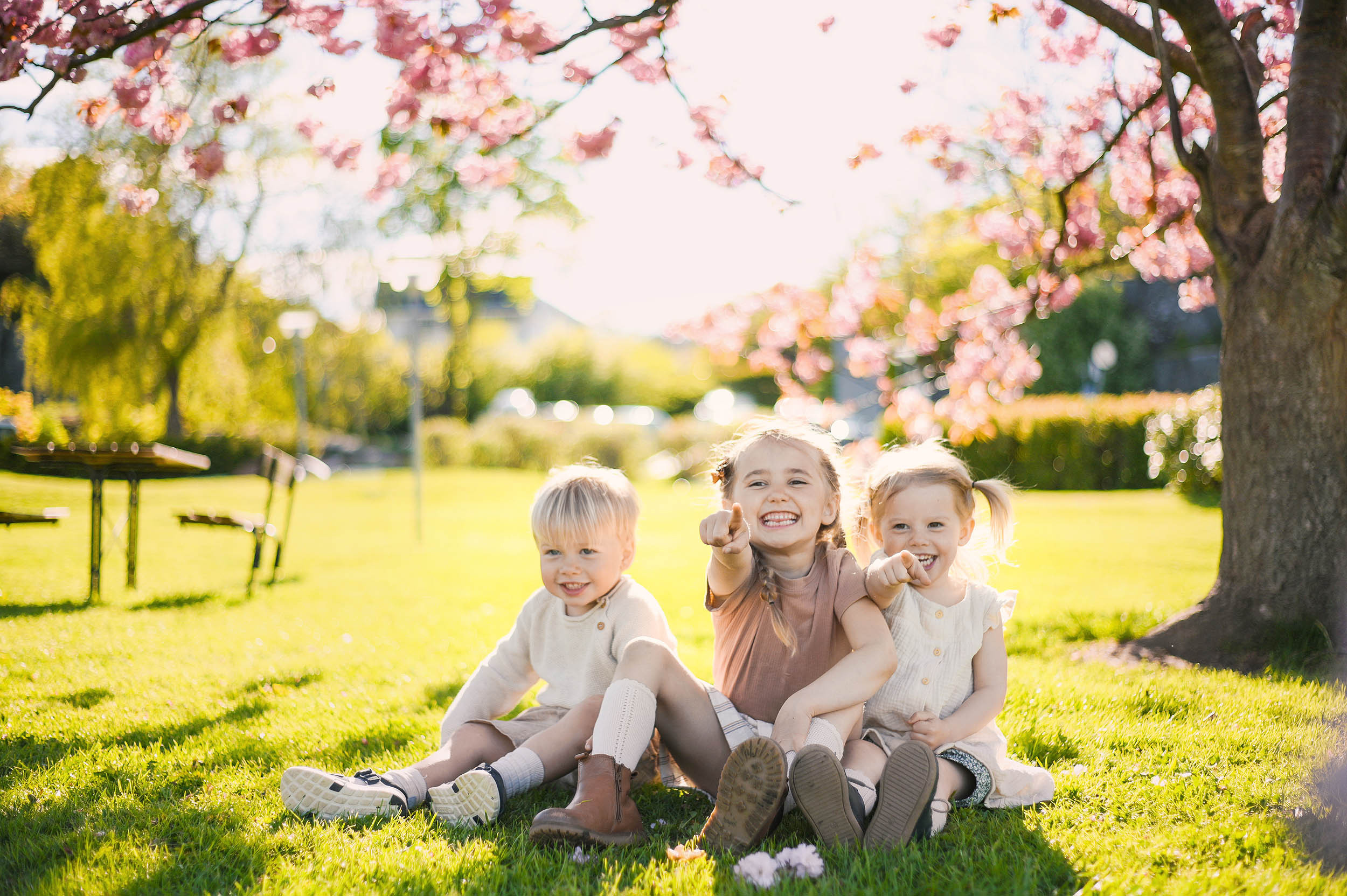 Viki + 3🐒🐒🐒. Family and wedding photographer in Norway Bublik Polina