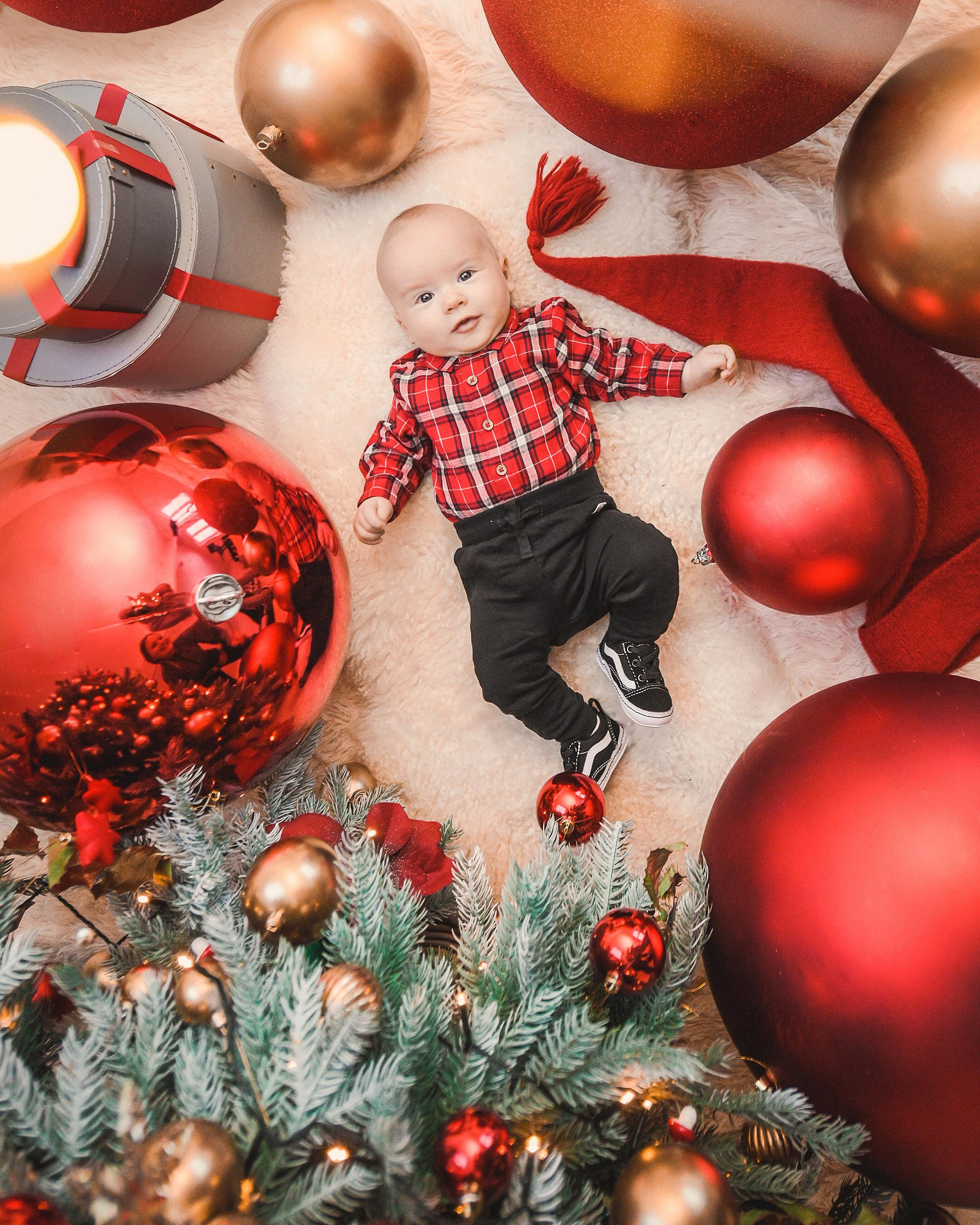 Alina and son. Family and wedding photographer in Norway Bublik Polina