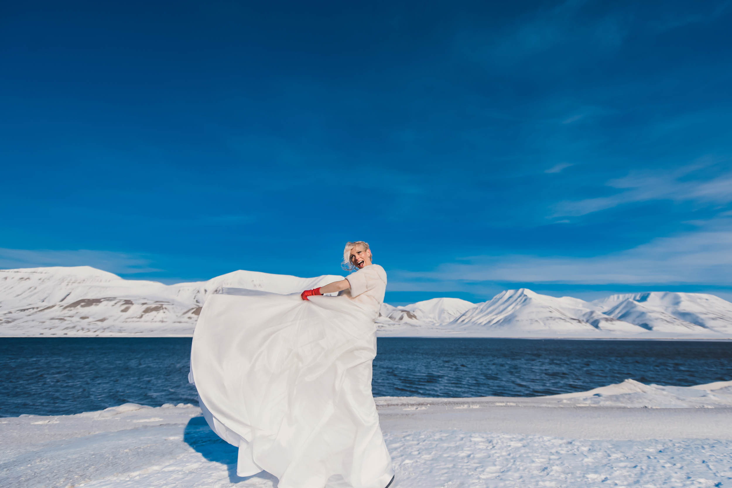 Guro and Morten. Svalbard. Family and wedding photographer in Norway Bublik Polina