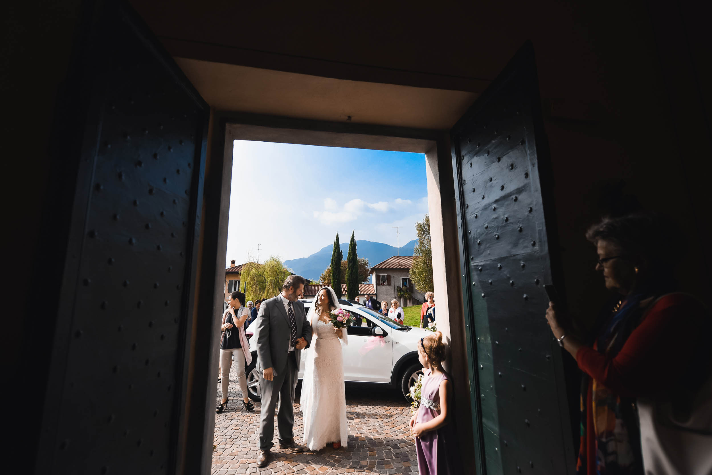 Roberto and Elena. Lago di Como. Family and wedding photographer in Norway Bublik Polina