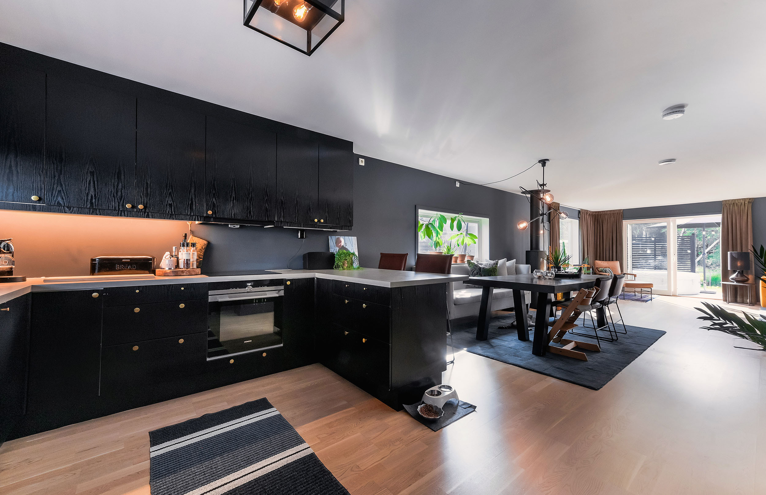 -3-. Family and wedding photographer in Norway Bublik Polina