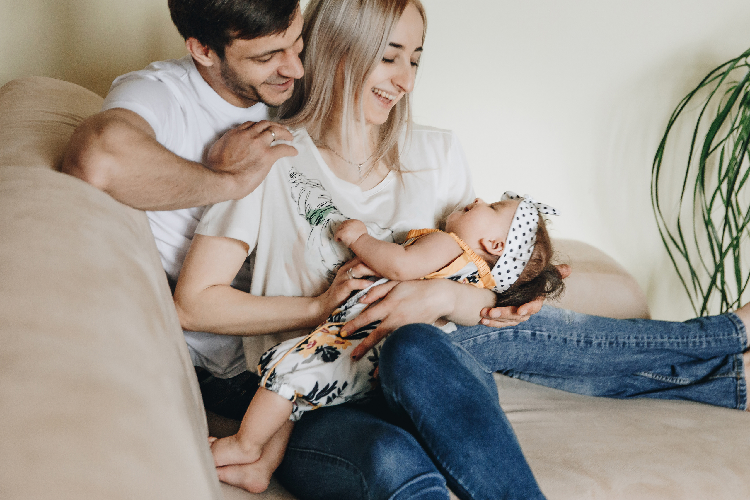 Ярина, Володимир і маленька Софійка. Фотограф Львів Наталія Рінило