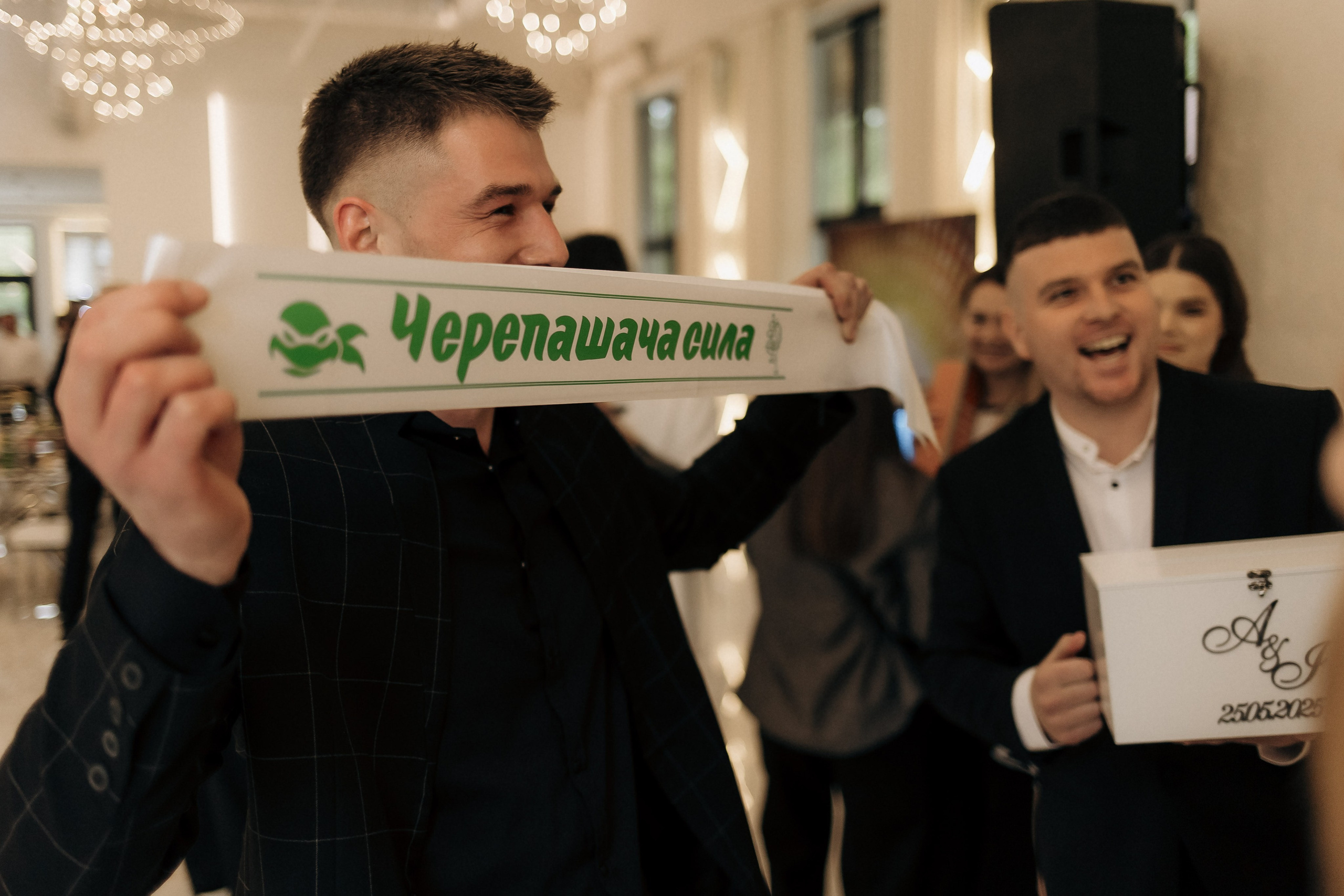 Мокрі плечі. Теплі серця. Фотограф Максим Остапенко | Кам'янець-Подільський | Львів | Київ