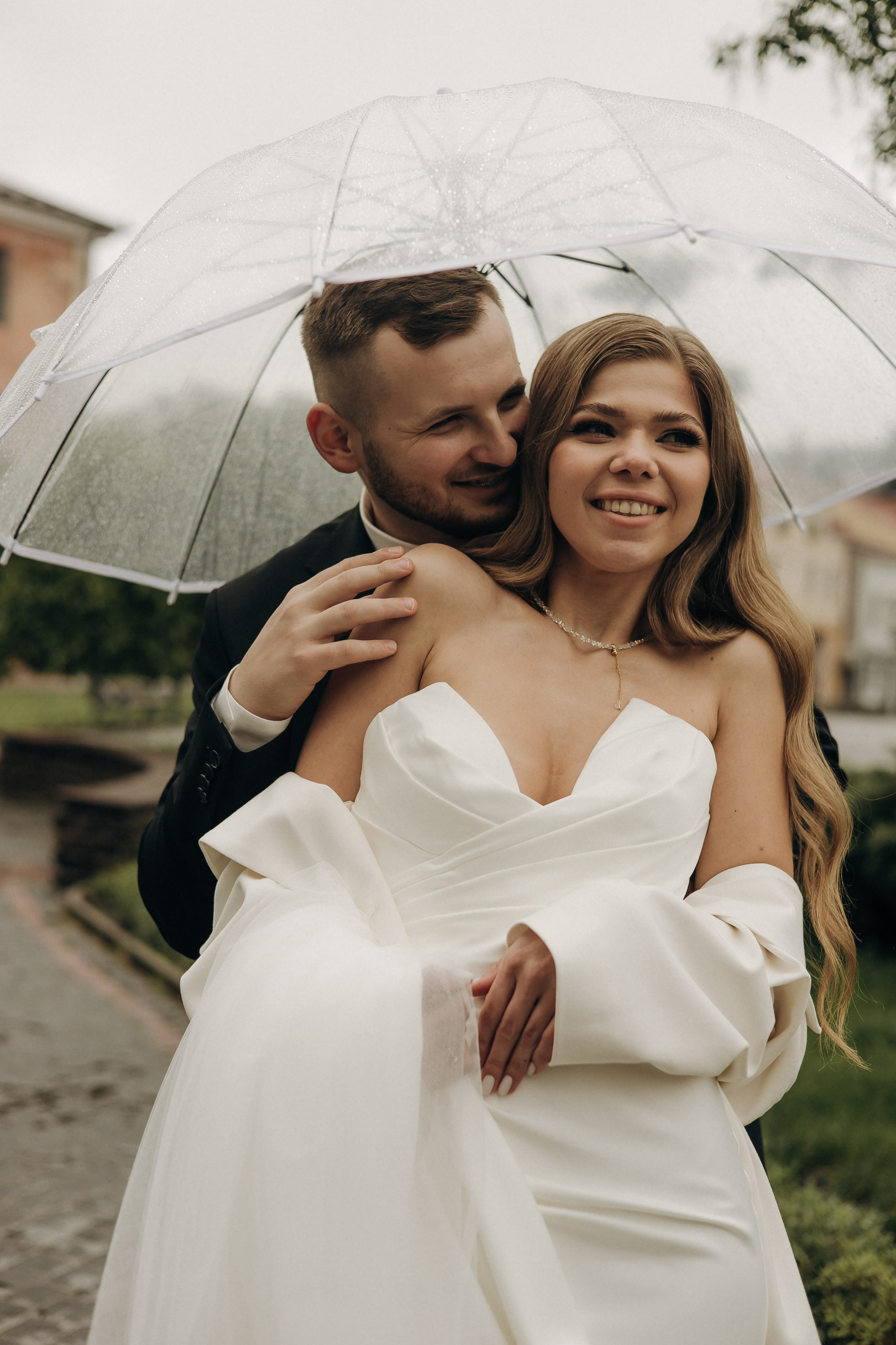 Мокрі плечі. Теплі серця. Фотограф Максим Остапенко | Кам'янець-Подільський | Львів | Київ