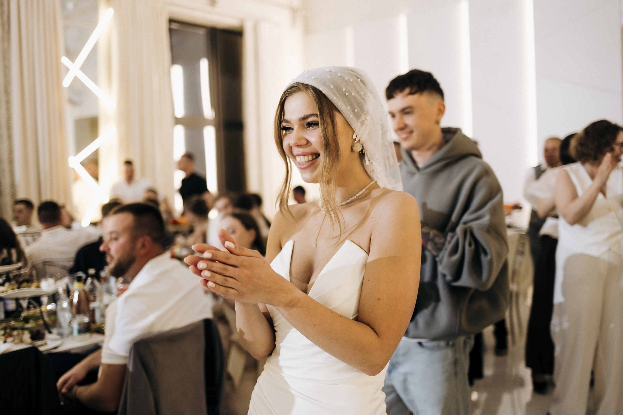 Мокрі плечі. Теплі серця. Фотограф Максим Остапенко | Кам'янець-Подільський | Львів | Київ