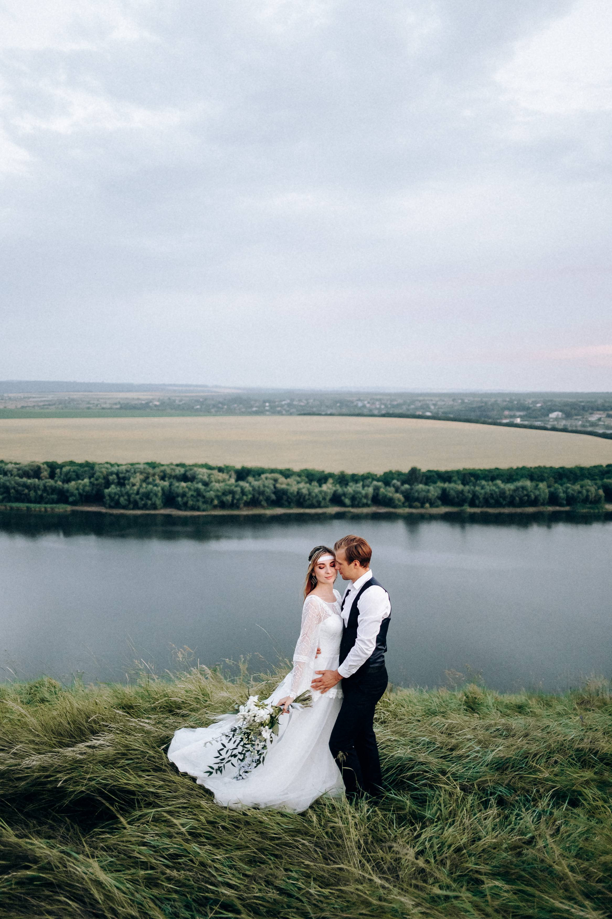 RIVER WEDDING. Фотограф Максим Остапенко | Кам'янець-Подільський | Львів | Київ