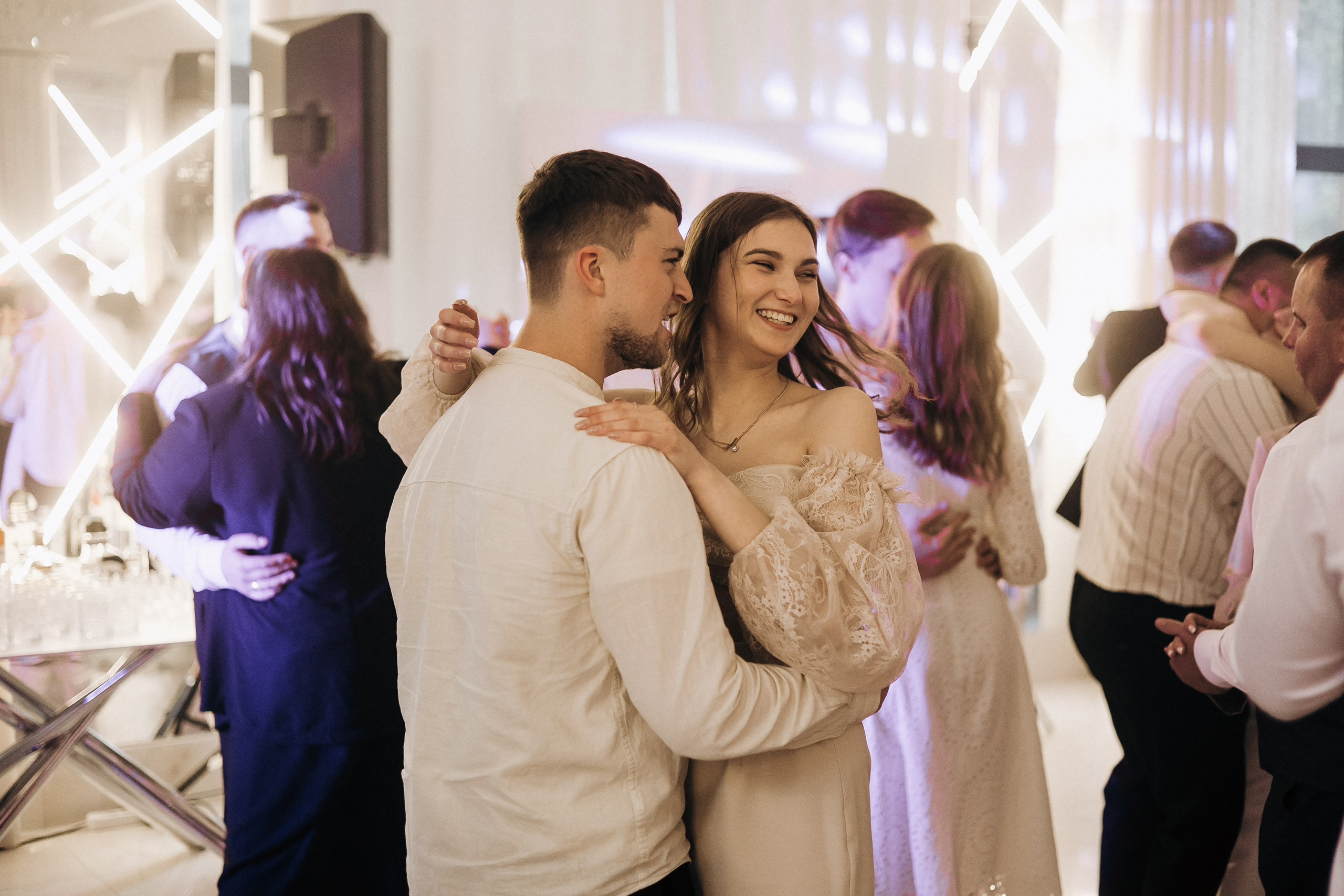 Мокрі плечі. Теплі серця. Фотограф Максим Остапенко | Кам'янець-Подільський | Львів | Київ