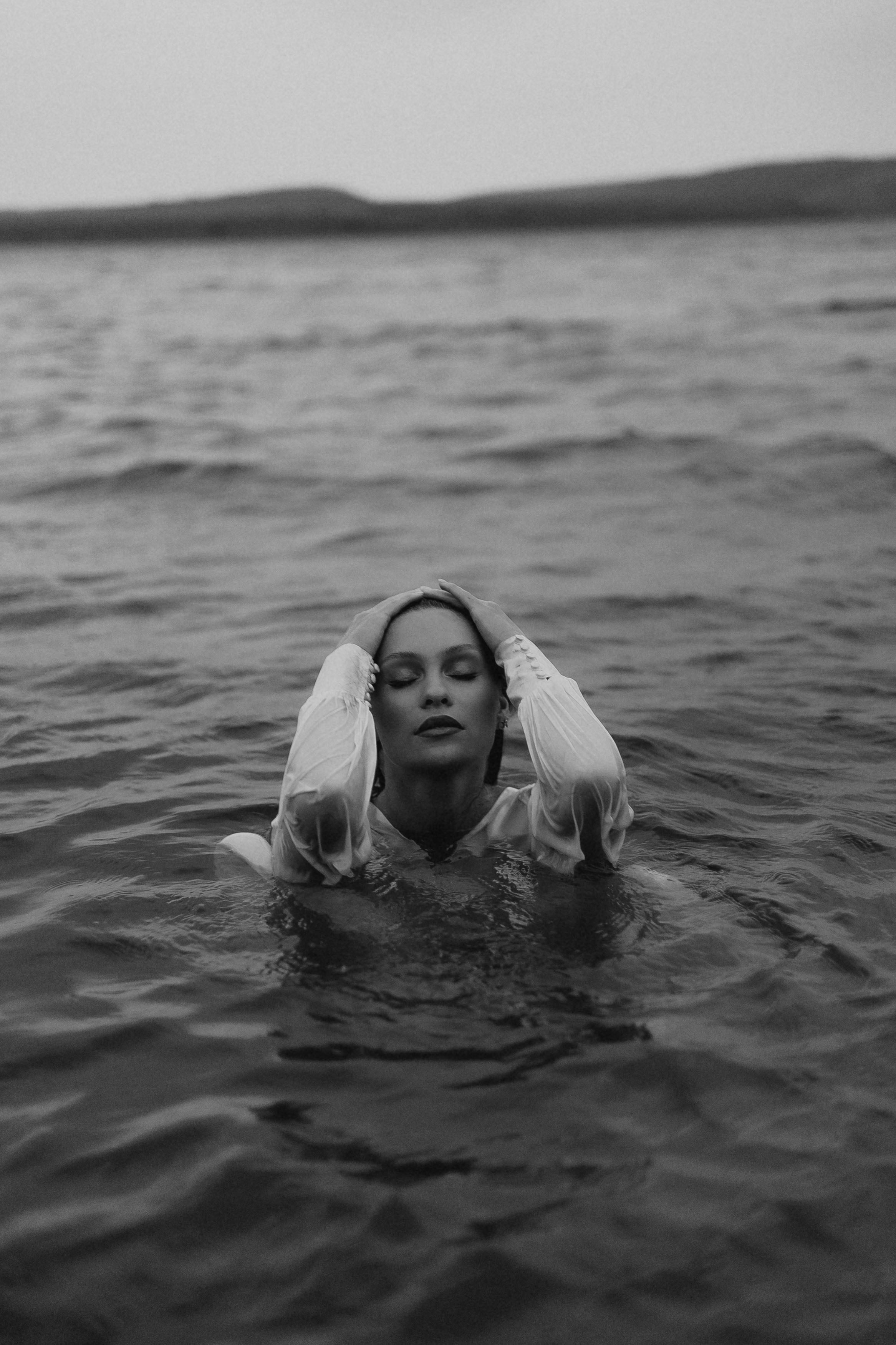 Вітер у волоссі. Фотограф Максим Остапенко | Кам'янець-Подільський | Львів | Київ