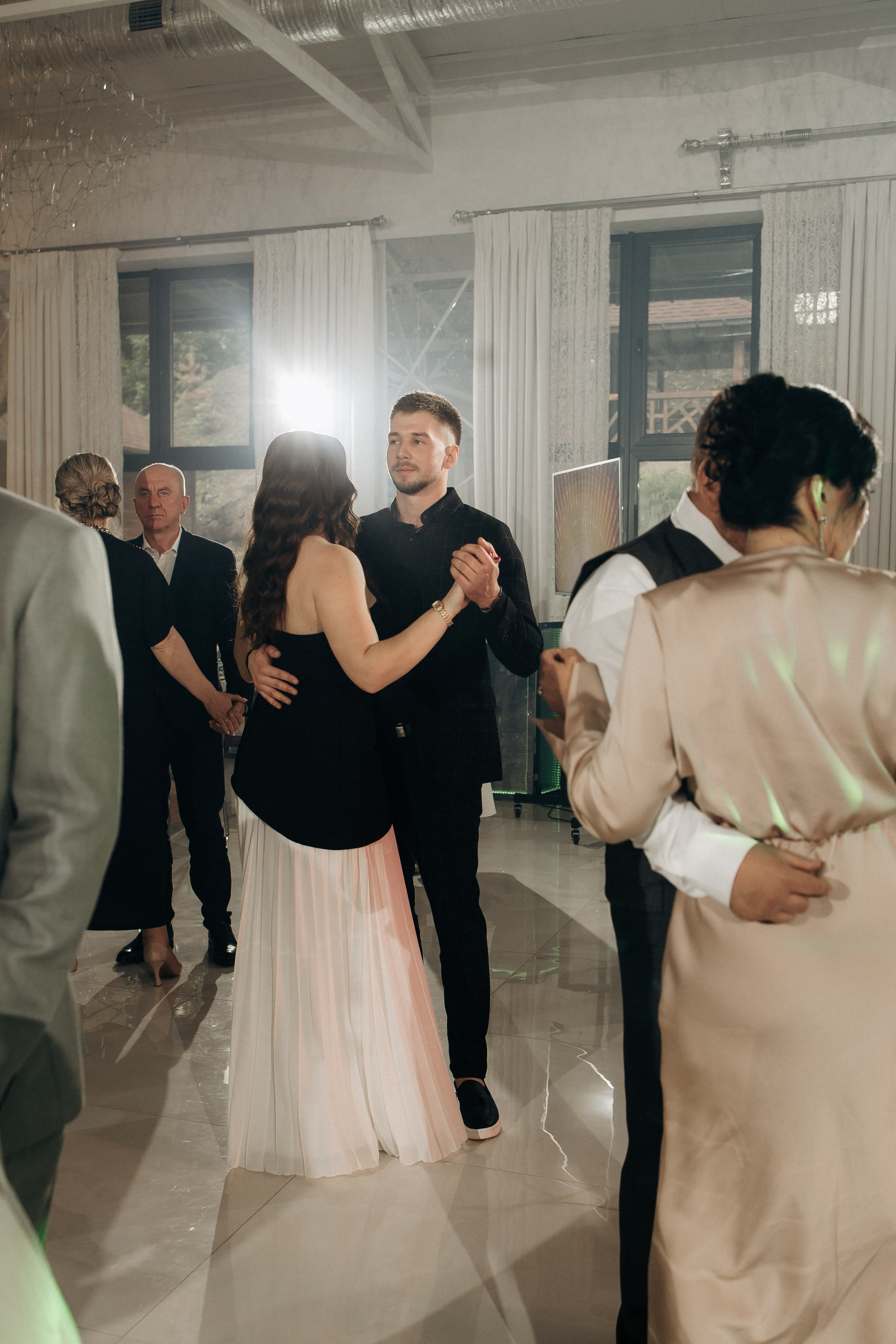 Мокрі плечі. Теплі серця. Фотограф Максим Остапенко | Кам'янець-Подільський | Львів | Київ