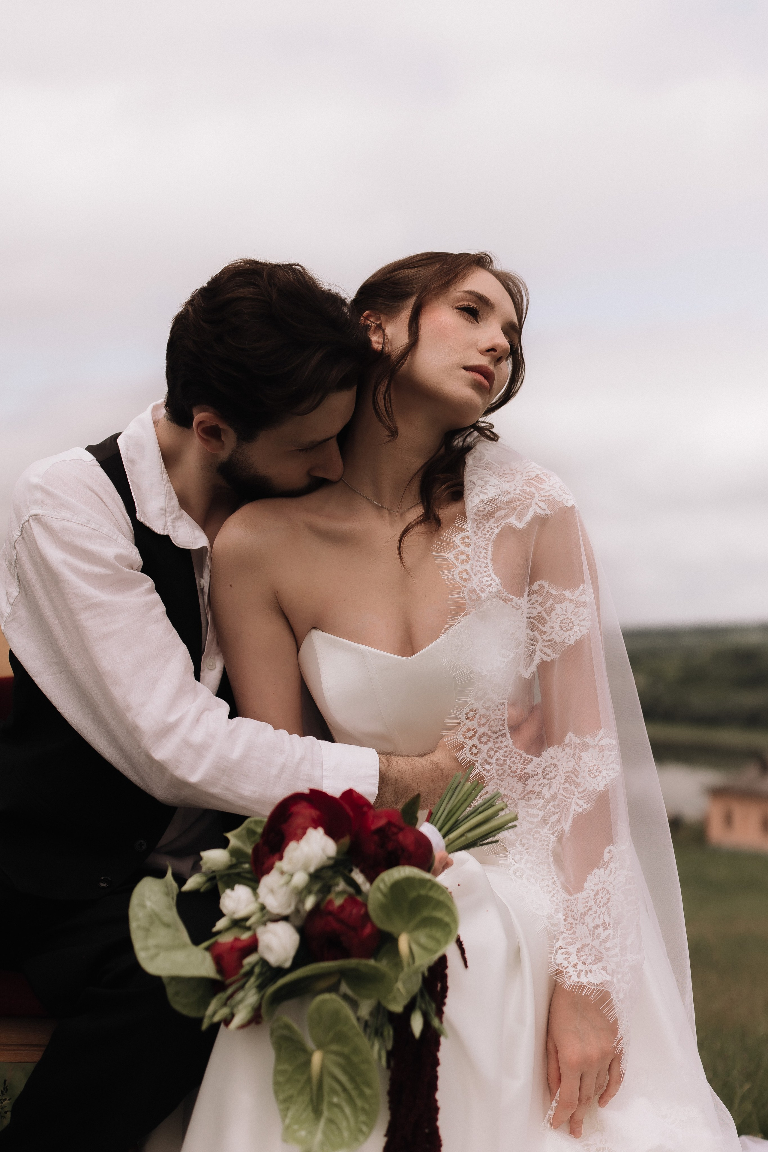 Love by the Castle. Фотограф Максим Остапенко | Кам'янець-Подільський | Львів | Київ