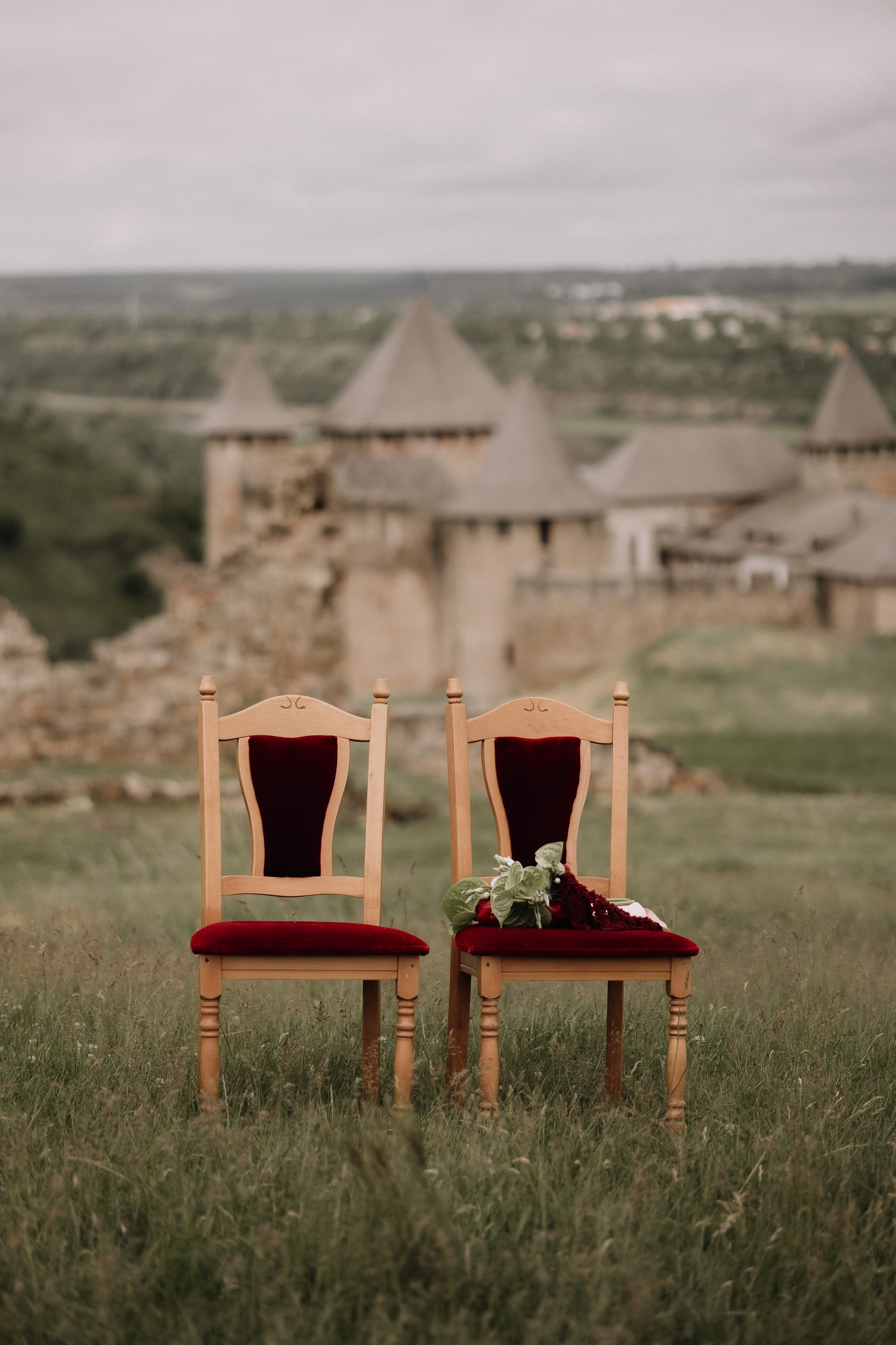 Love by the Castle. Фотограф Максим Остапенко | Кам'янець-Подільський | Львів | Київ