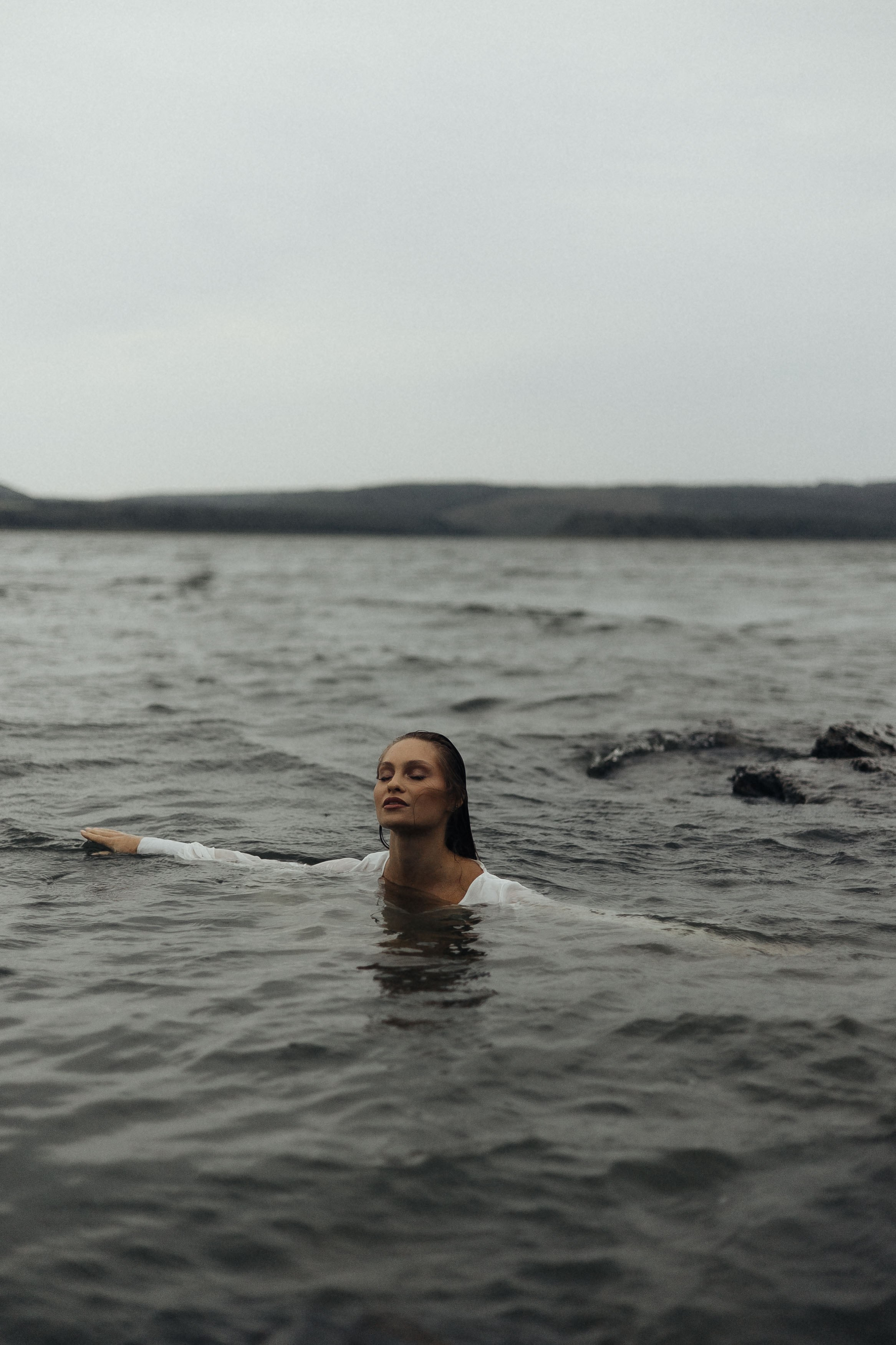 Вітер у волоссі. Фотограф Максим Остапенко | Кам'янець-Подільський | Львів | Київ