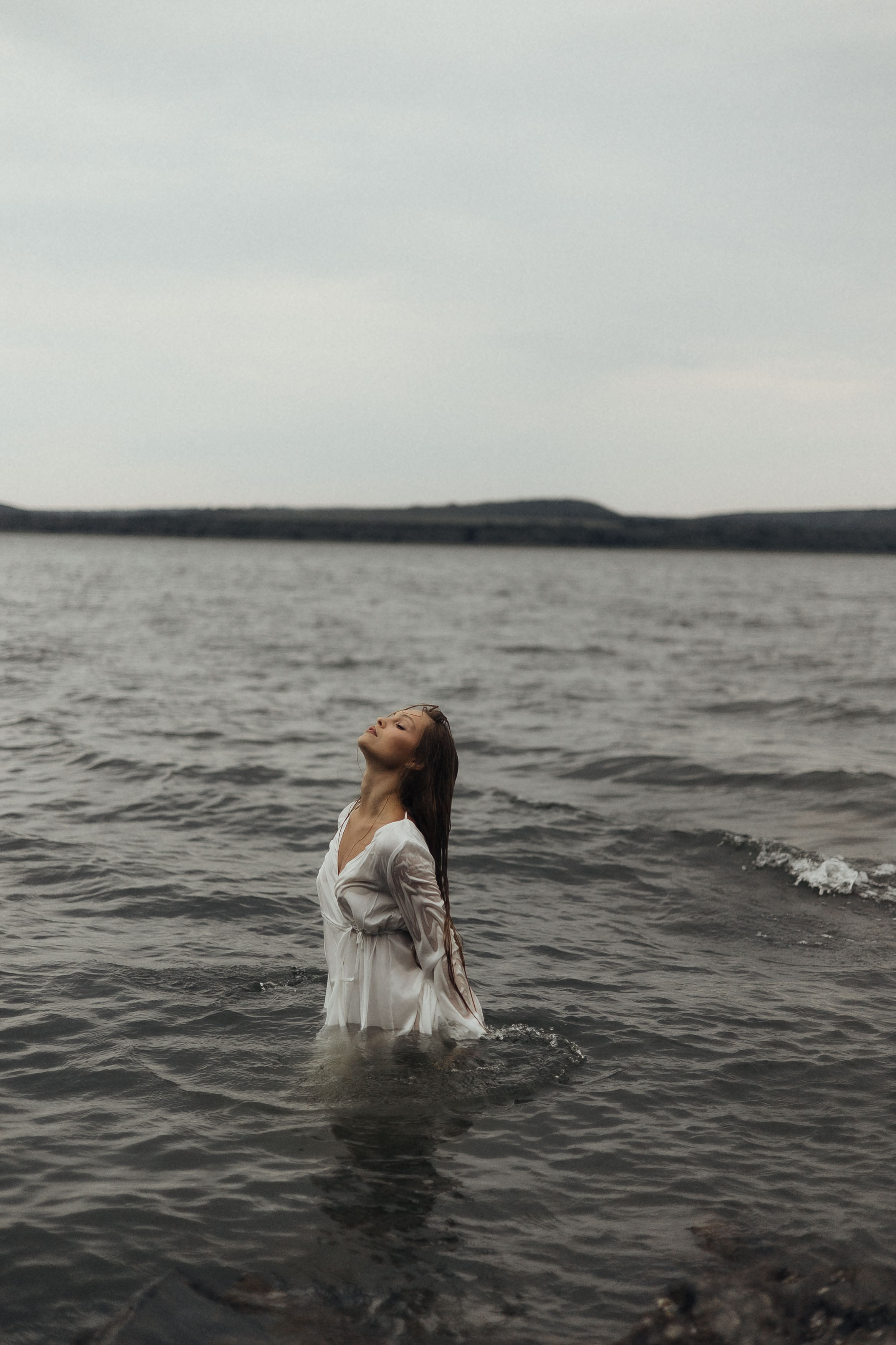 Вітер у волоссі. Фотограф Максим Остапенко | Кам'янець-Подільський | Львів | Київ